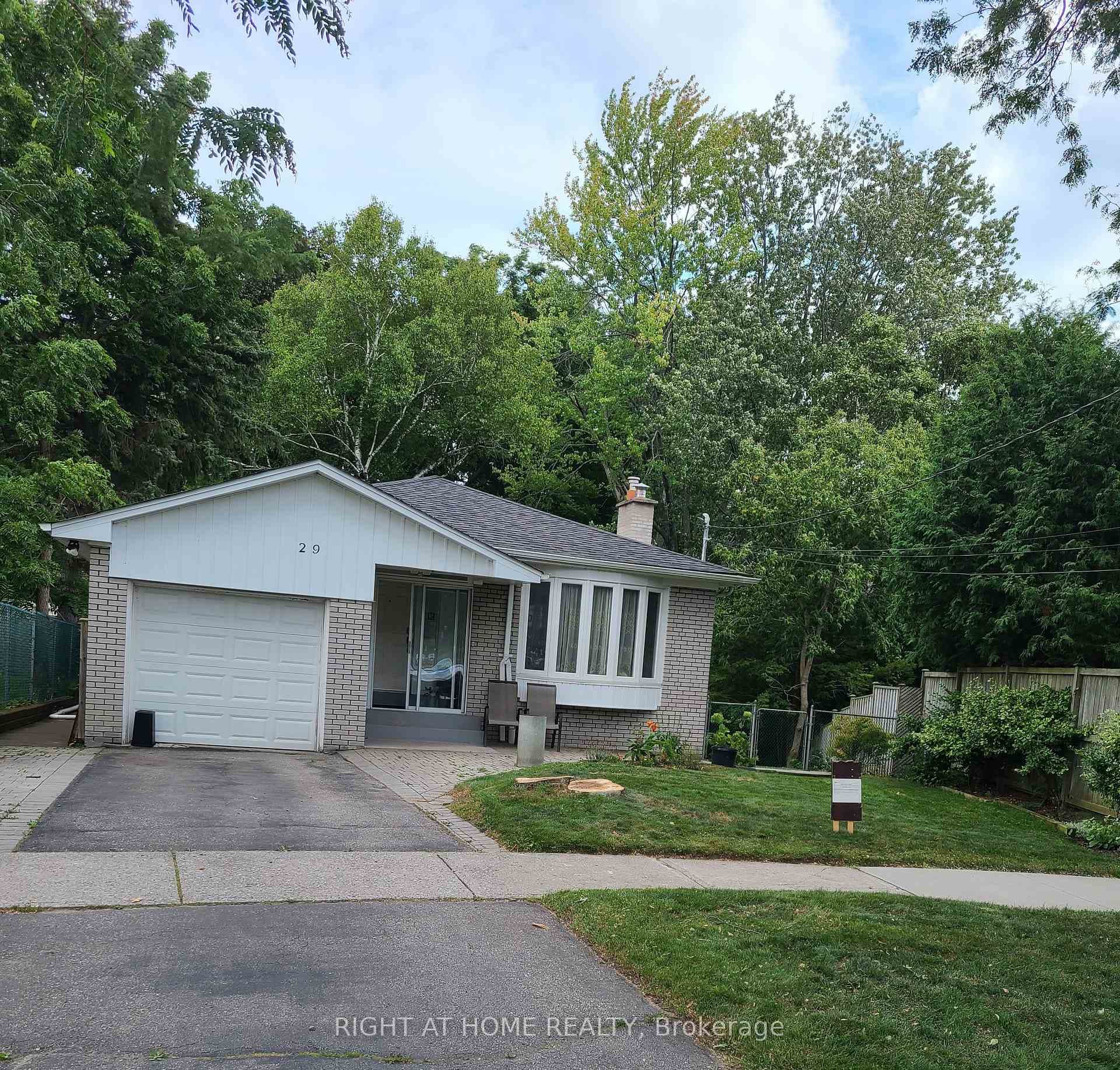 29 Ravenview Drive Unit Basement, Rouge / Port Union / Malvern, ON M1E 3L9 - Photo 1