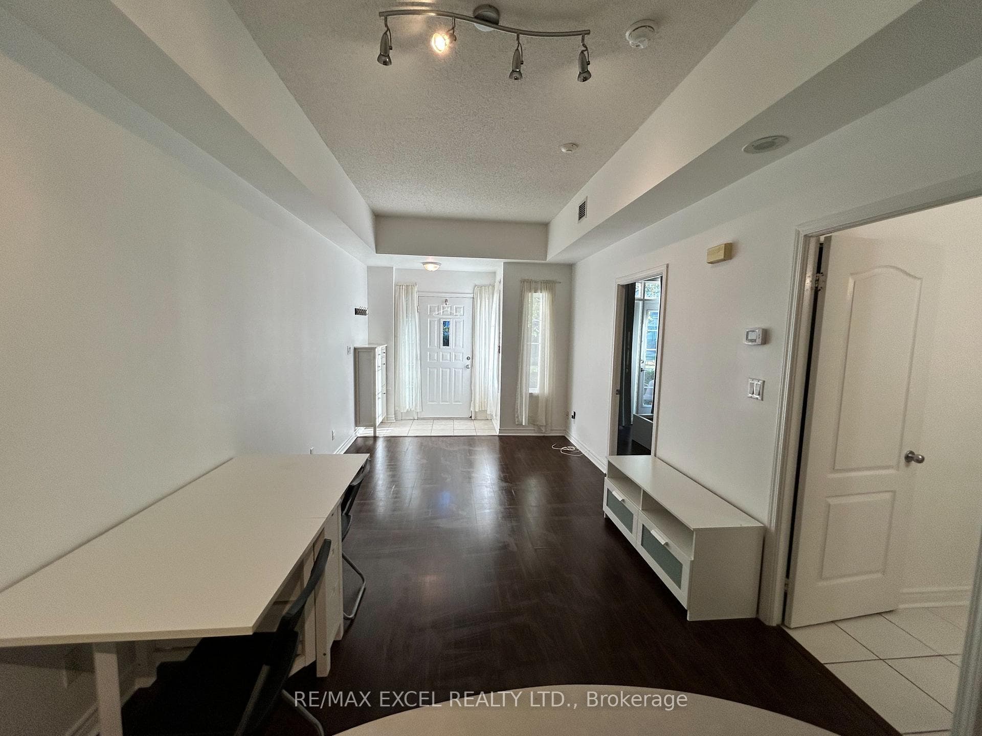 8 Rean Drive Unit GV18, Hillcrest Village / Bayview Village, ON M2K 3B9 - Photo 1