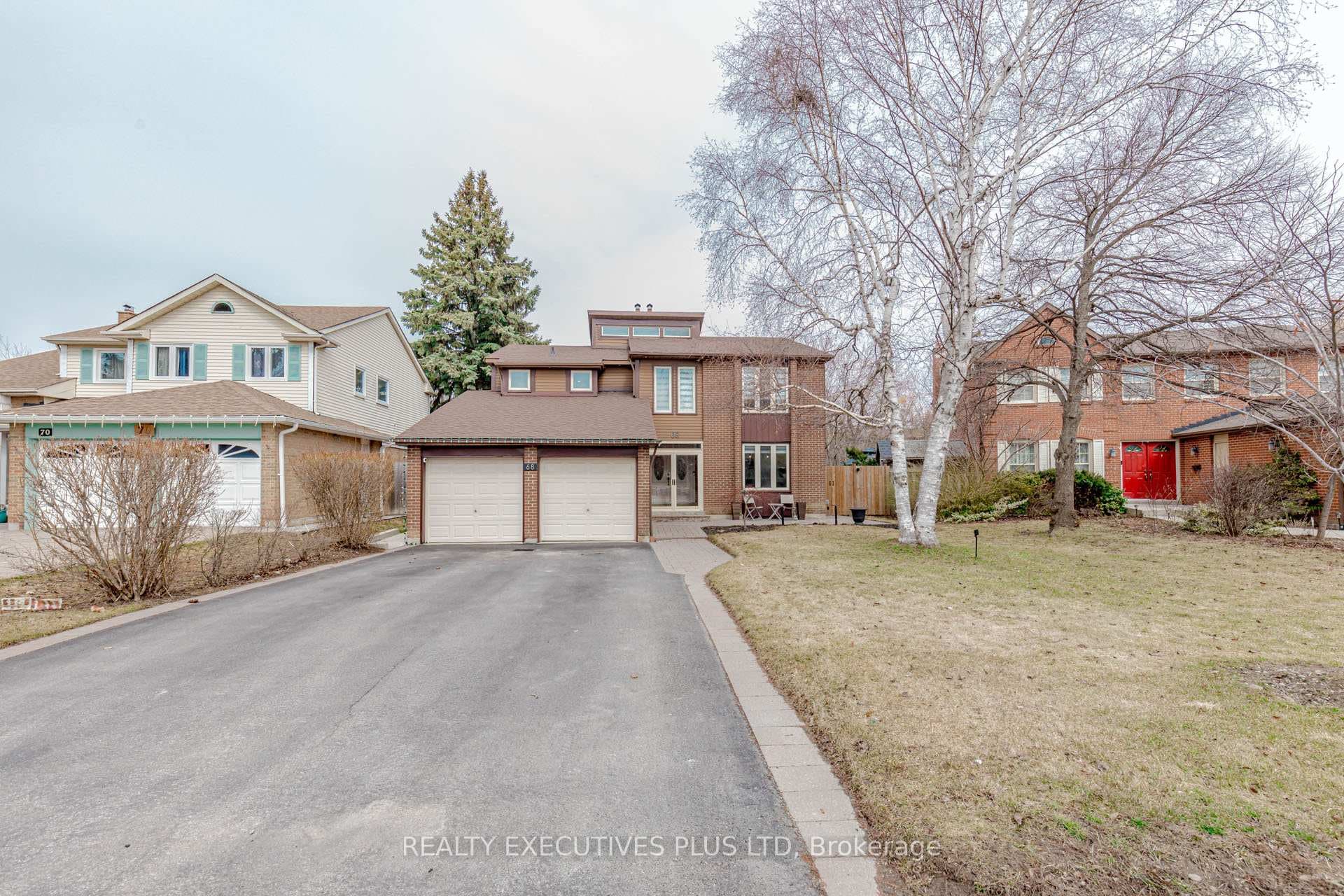 68 Leander Street, Brampton, ON L6S 3M7 - Photo 1