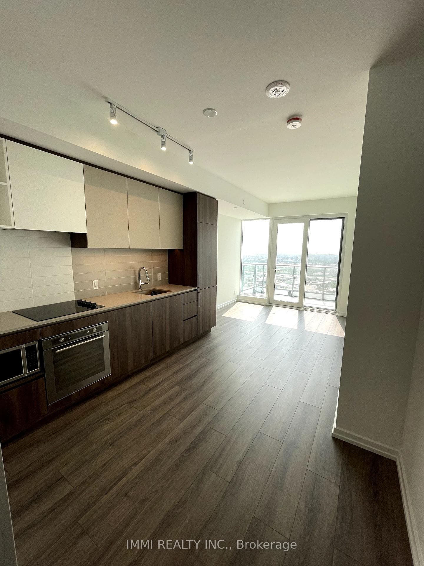 1000 Portage Parkway Unit 5006, Vaughan, ON L4K 0K9 - Photo 1