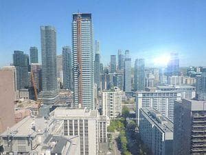 21 Carlton Street Unit 3502, Toronto C08