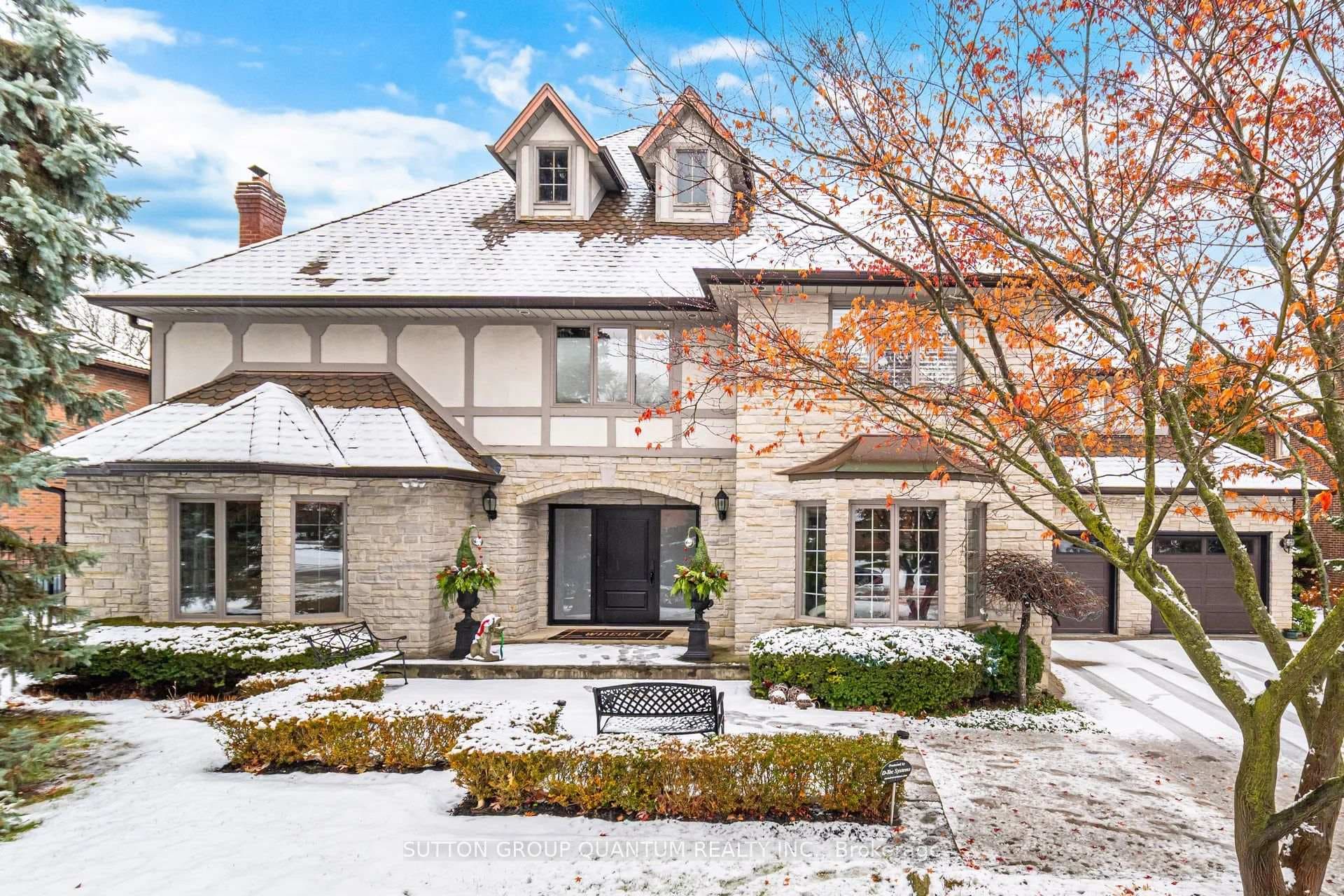 1080 Geran Crescent, Mississauga, ON L5H 4A6 - Photo 1