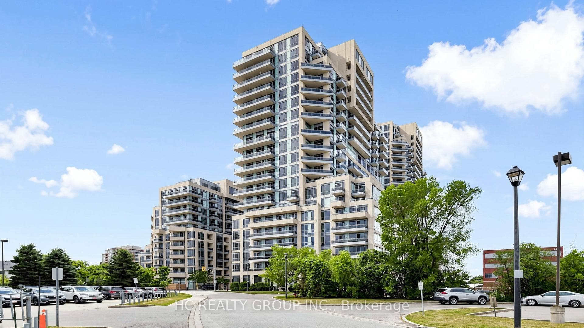 9205 Yonge Street Unit 907, Richmond Hill, ON L4C 1V5 - Photo 1