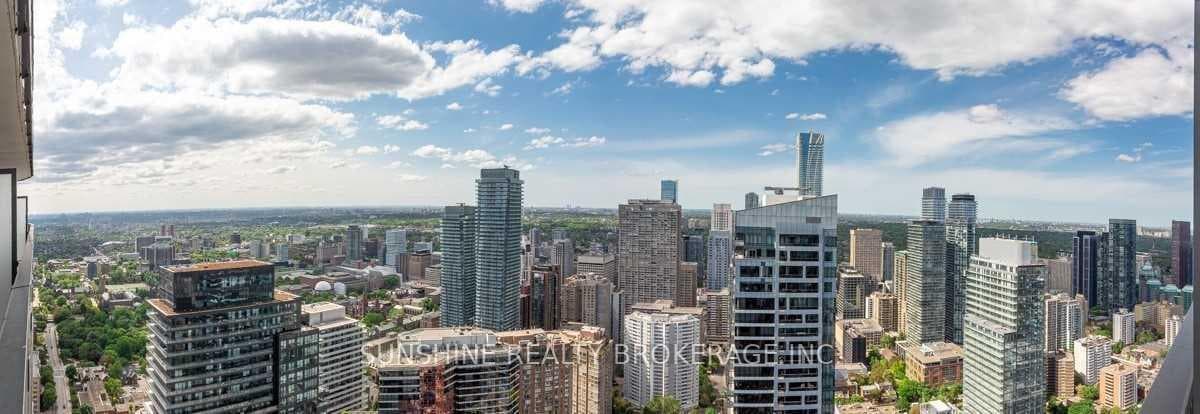 11 Wellesley Street Unit 5010, Downtown Toronto / Waterfront, ON M4Y 1E8 - Photo 1