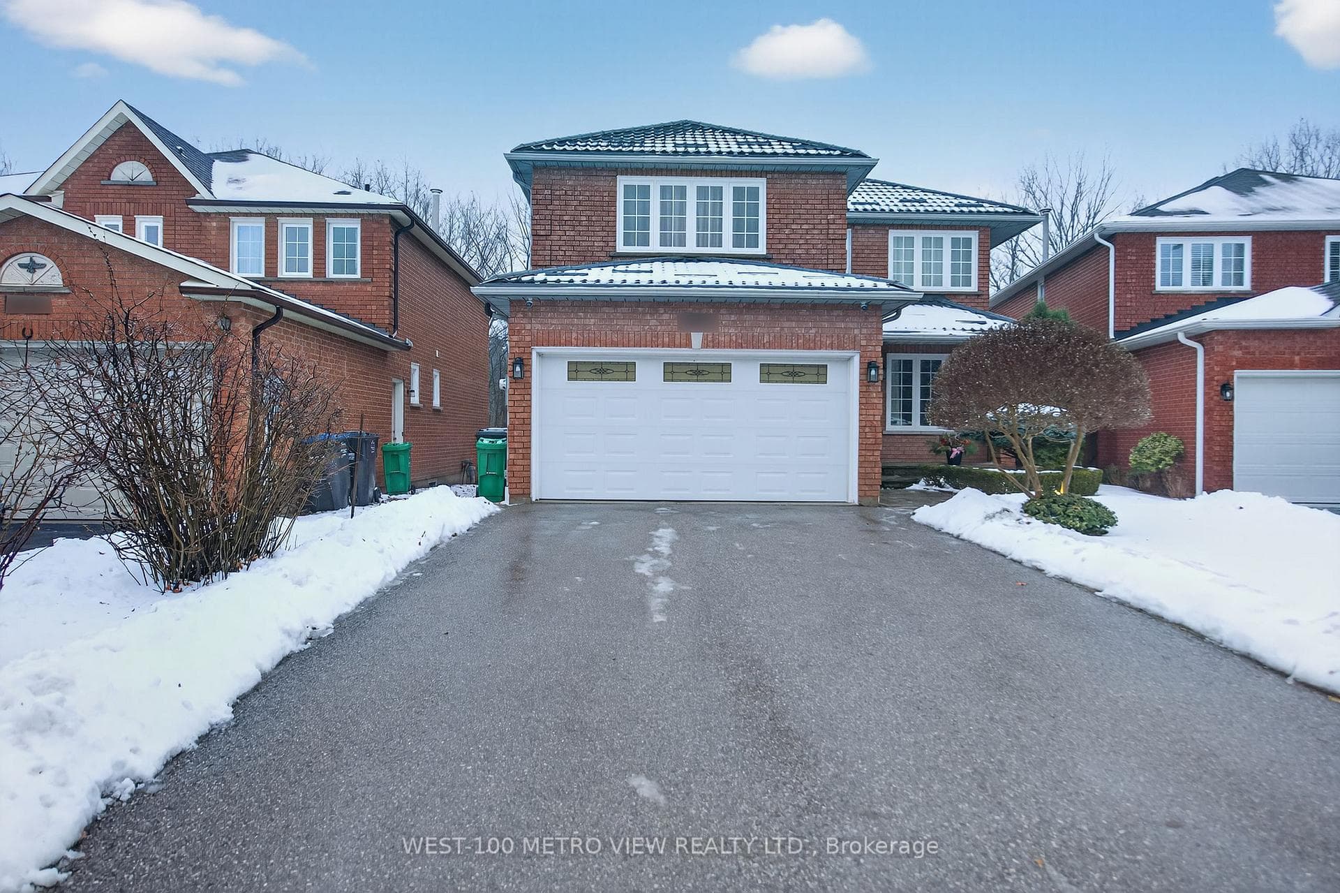 3139 Dover Crescent, Mississauga, ON L5L 5V3 - Photo 1