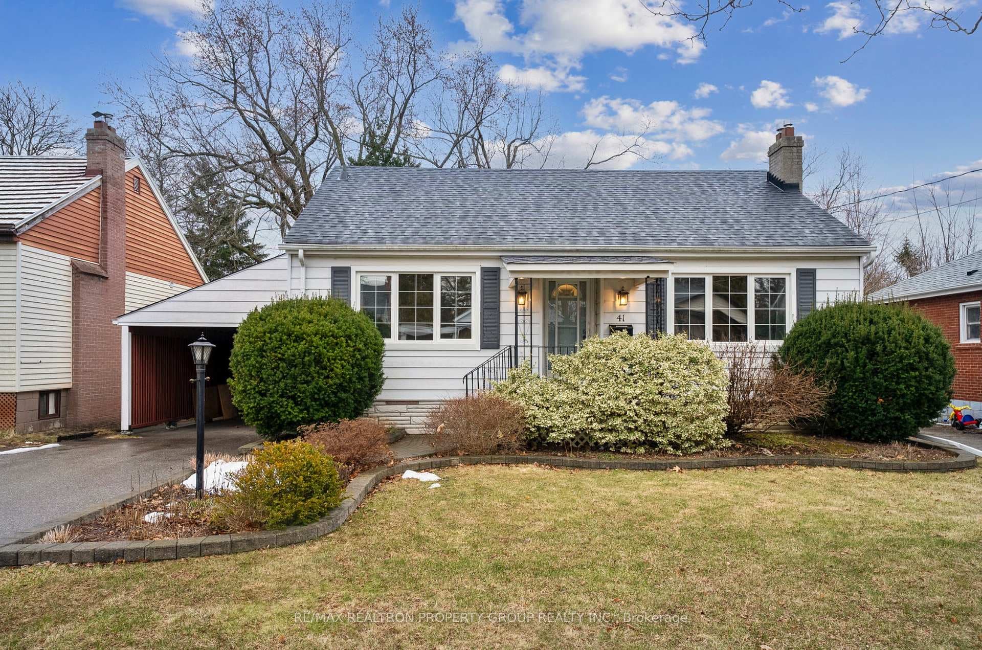 41 Cree Avenue, Scarborough Town Centre, ON M1M 1Z4 - Photo 1