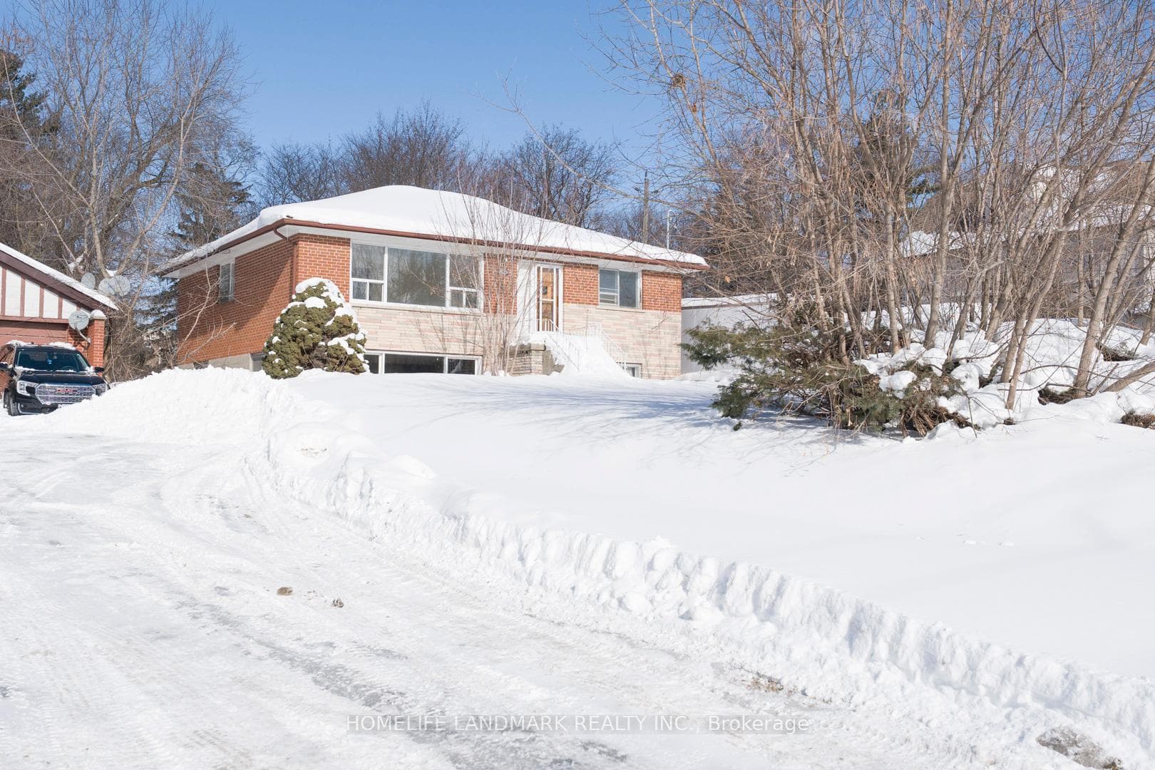 108 Garden Avenue, Richmond Hill, ON L4C 6M1 - Photo 1