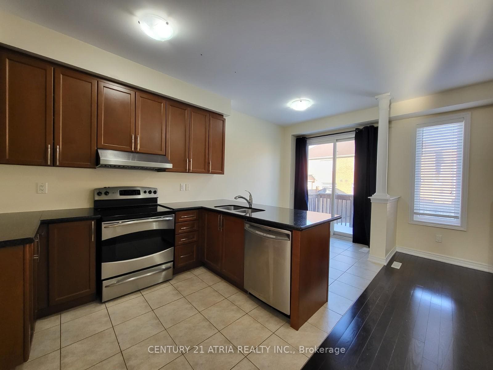 108 Lewis Honey Drive, Aurora, ON L4G 0J3 - Photo 1