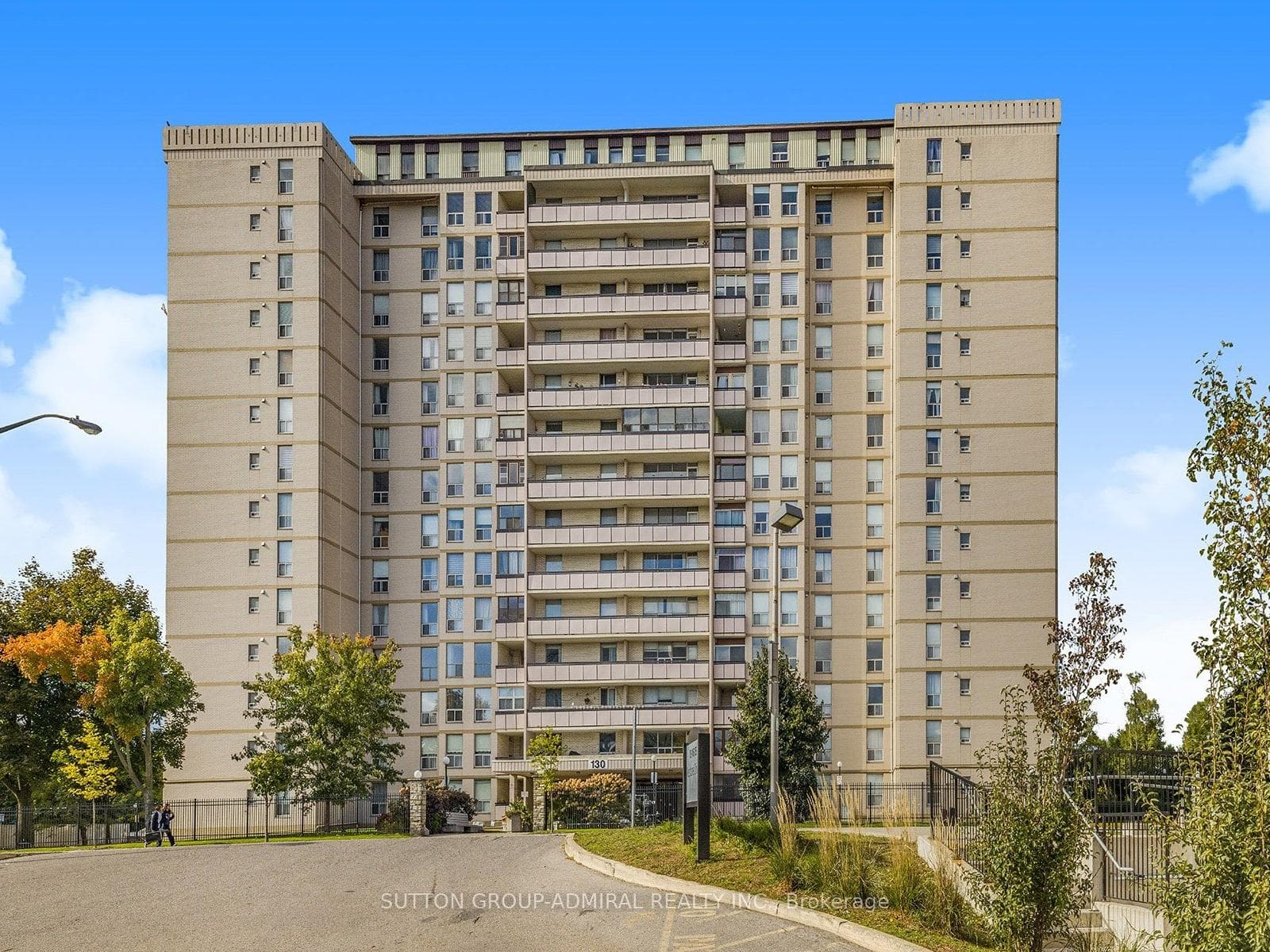 130 Neptune Drive Unit 505, Lawrence Park / Bedford Park, ON M6A 1X5 - Photo 1