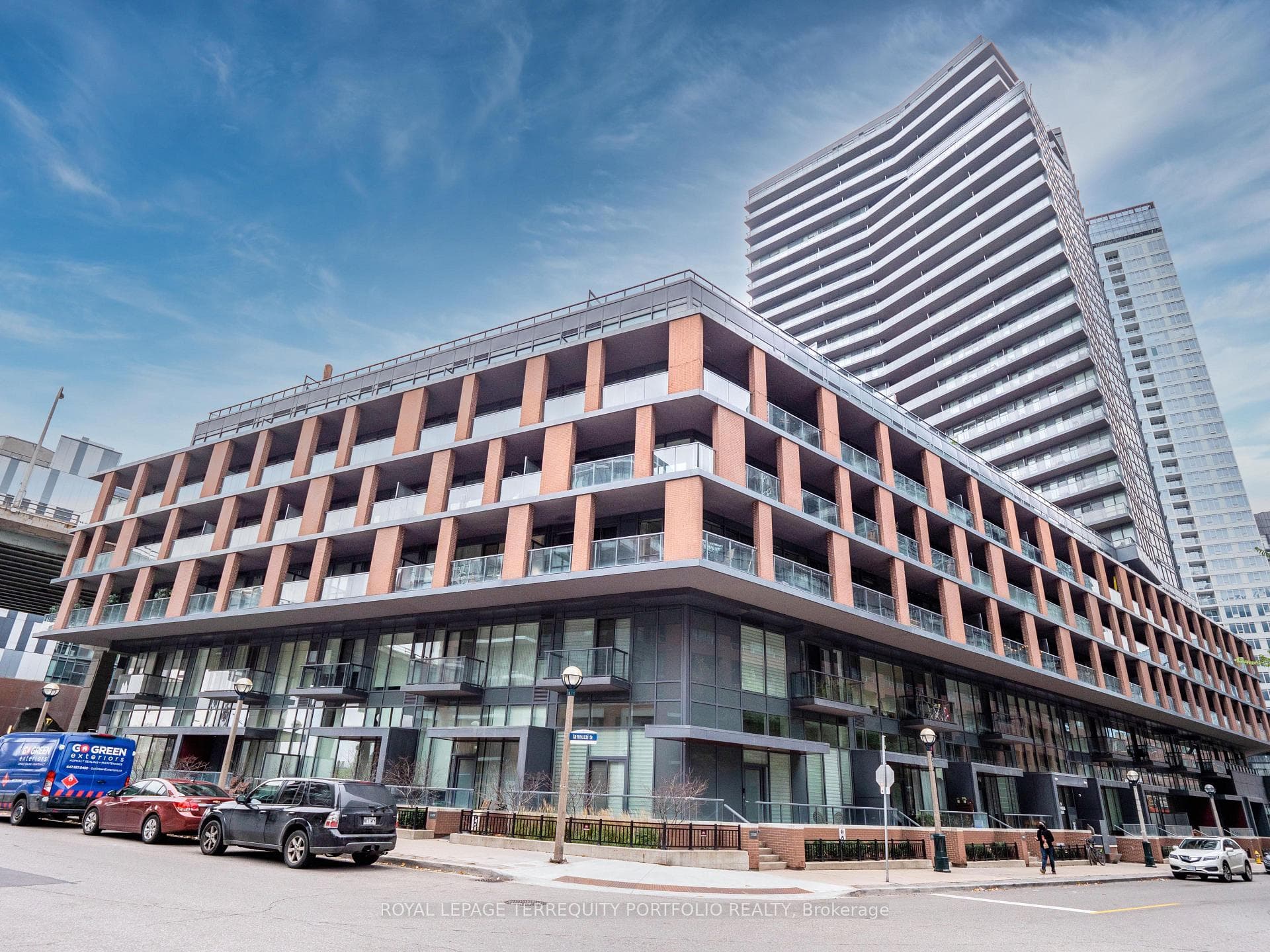20 Bruyeres Mews Unit 1801, Downtown Toronto / Waterfront, ON M5V 0G8 - Photo 1