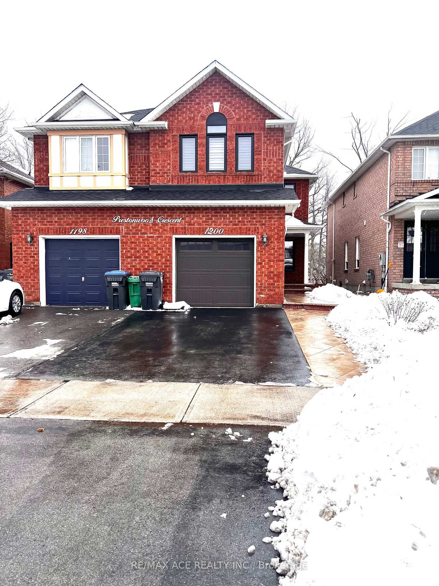 1200 Prestonwood Crescent, Mississauga, ON L5V 2V3 - Photo 1