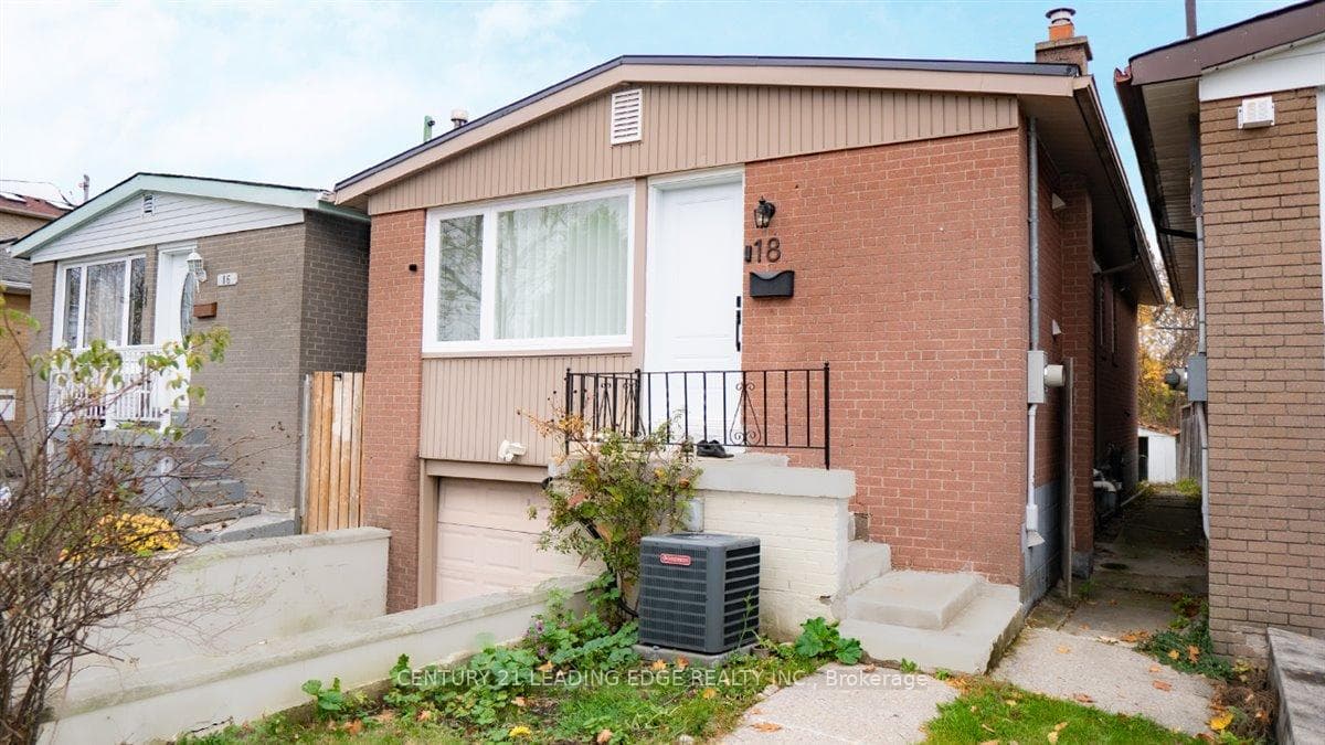 18 Magnolia Avenue Unit Main, Dorset Park / Kennedy Park, ON M1K 3K1 - Photo 1