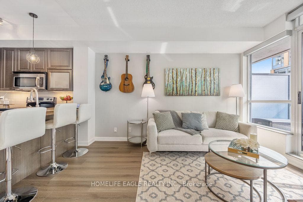 500 Sherbourne Street Unit 606, Regent Park / Cabbagetown / St. James Town