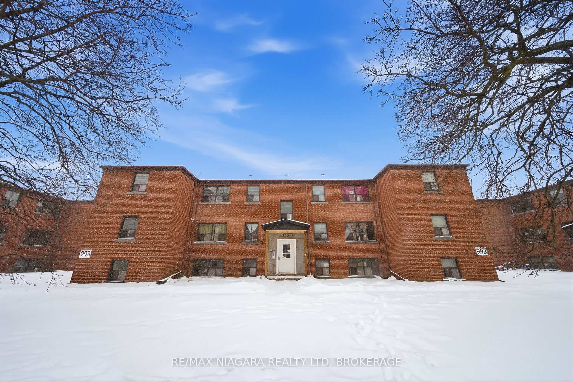 993 O'connor Drive Unit Unit B, Danforth / East York, ON M4B 2T1 - Photo 1