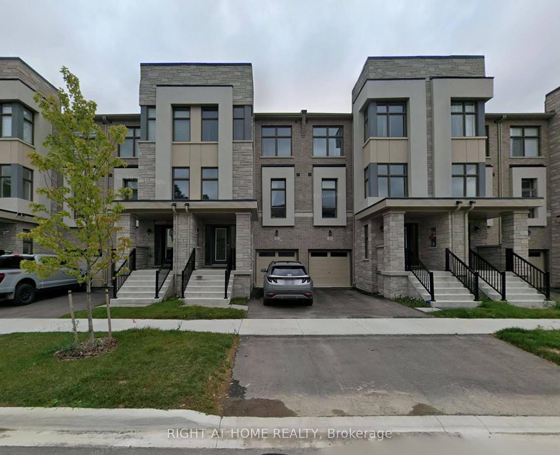 67 Puisaya Drive, Richmond Hill, ON L4E 1L2 - Photo 1