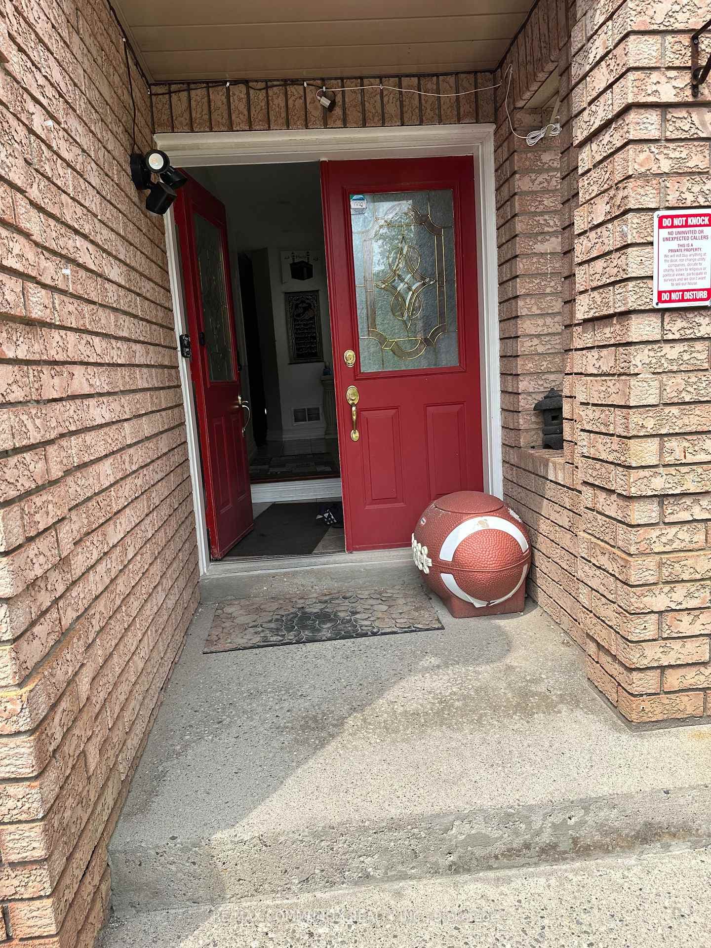 12 Caruso Drive, Brampton, ON L6Y 5B1 - Photo 1