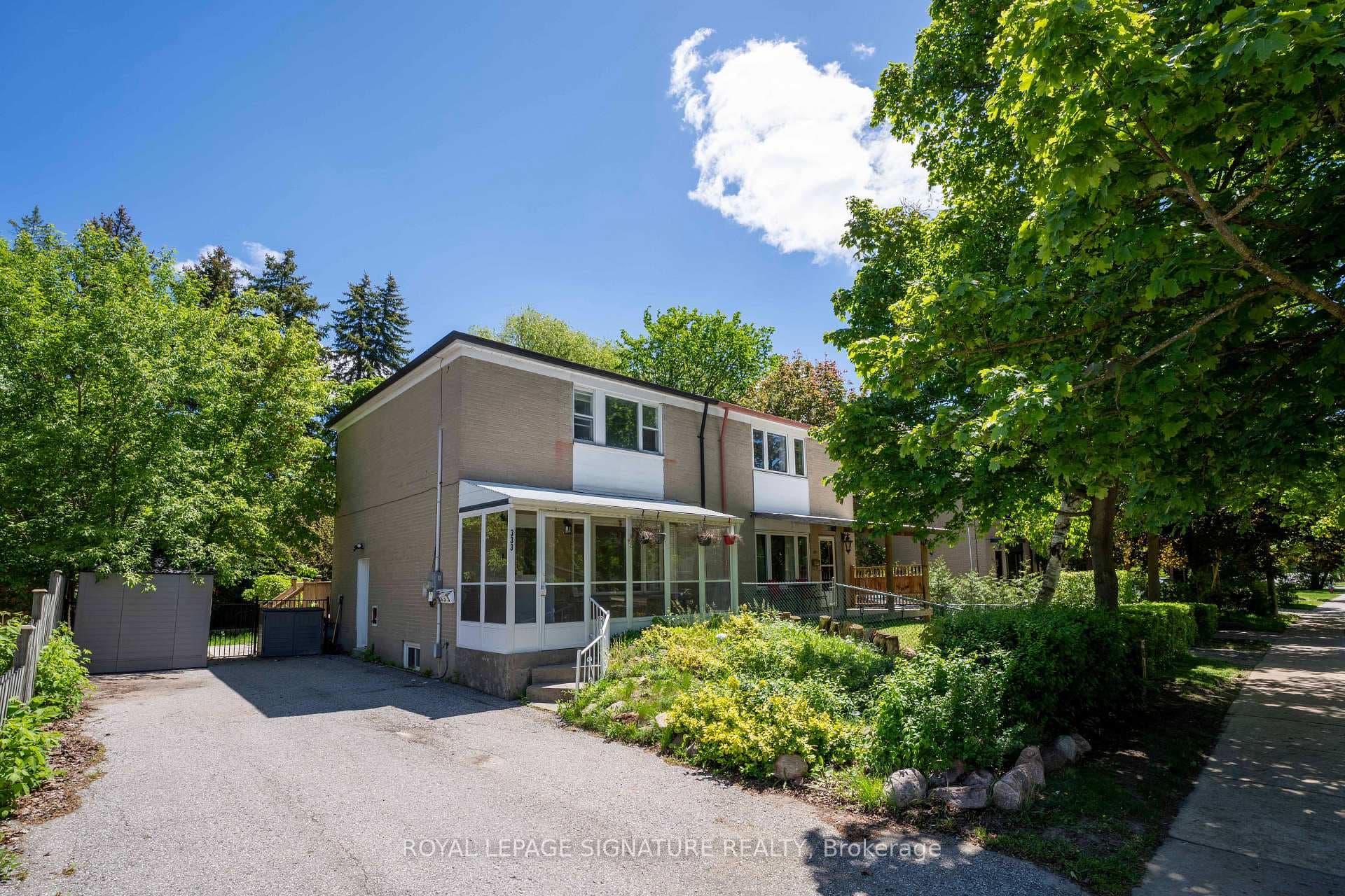 333 Neal Drive, Richmond Hill, ON L4C 3L3 - Photo 1