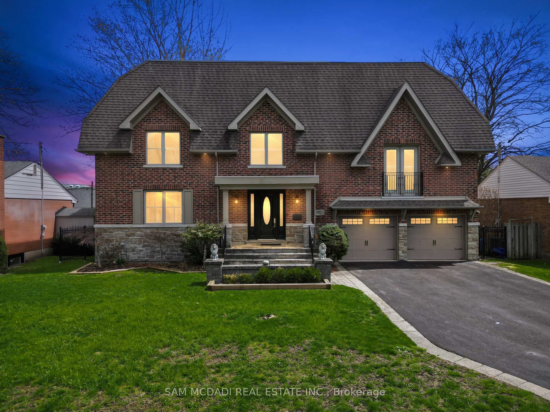 1486 Orchard Haven Ridge, Mississauga, ON L5E 2S5 - Photo 1