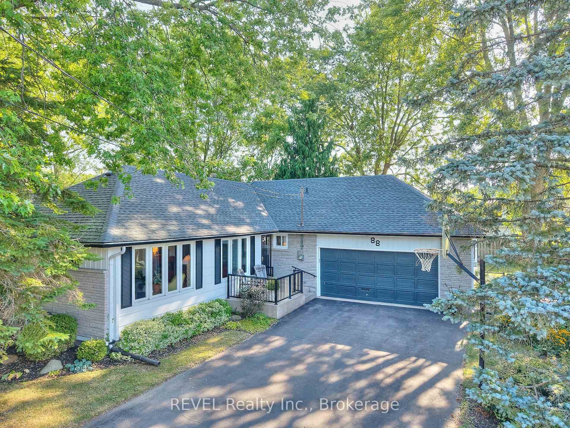 88 Haun Road, Fort Erie, ON L0S 1B0 - Photo 1