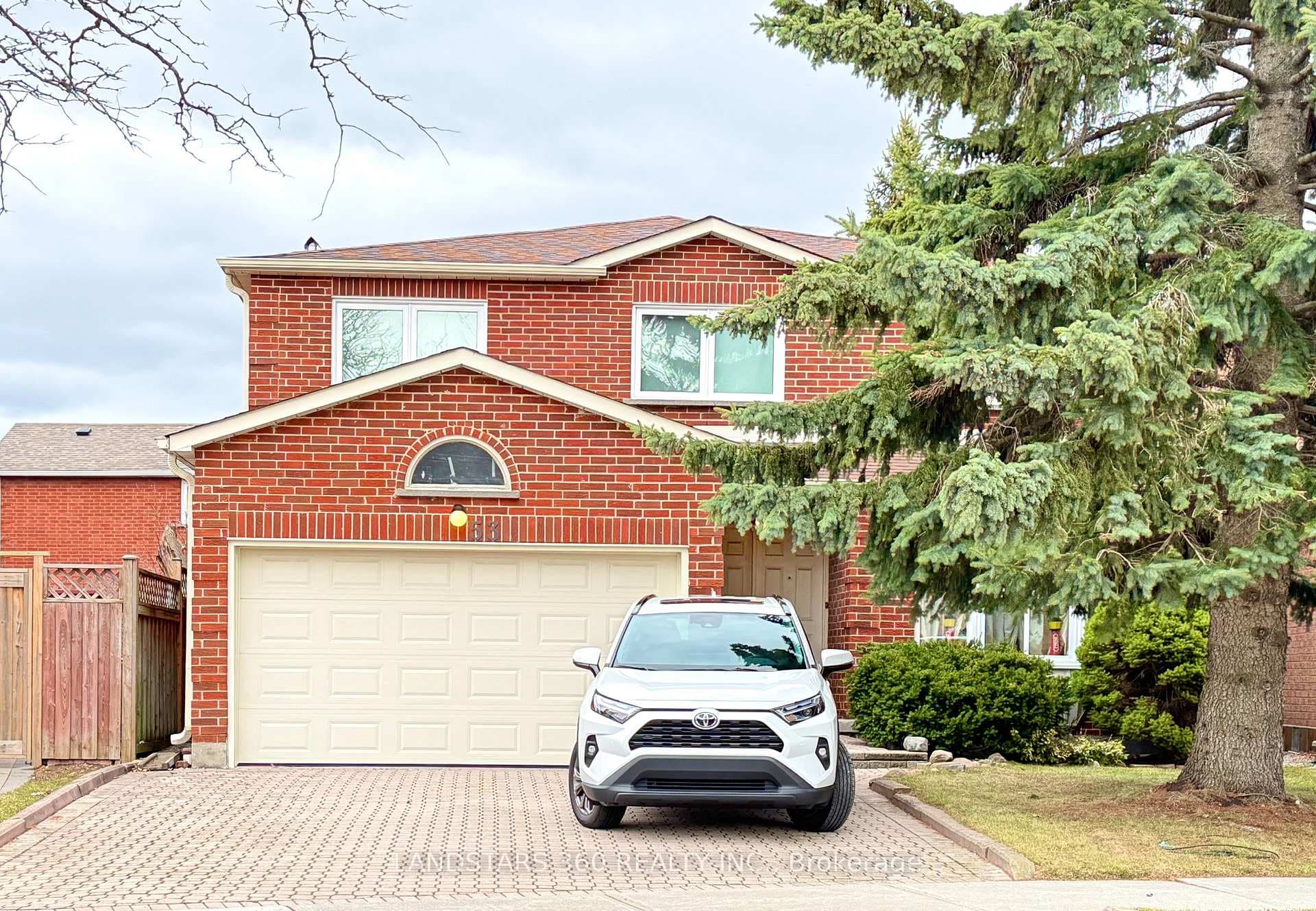 53 Goldhawk Trail, Toronto E07