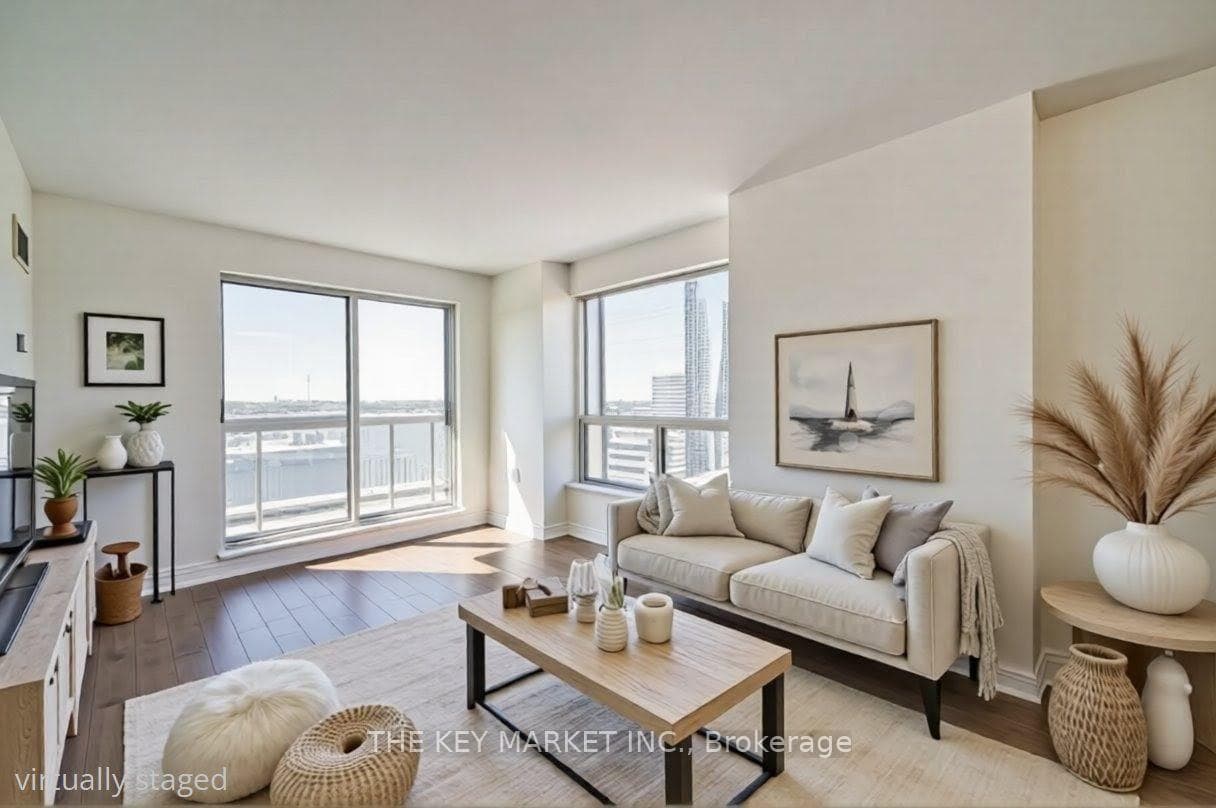 21 Hillcrest Avenue Unit 2007, Willowdale / Newtonbrook, ON M2N 7K2 - Photo 1