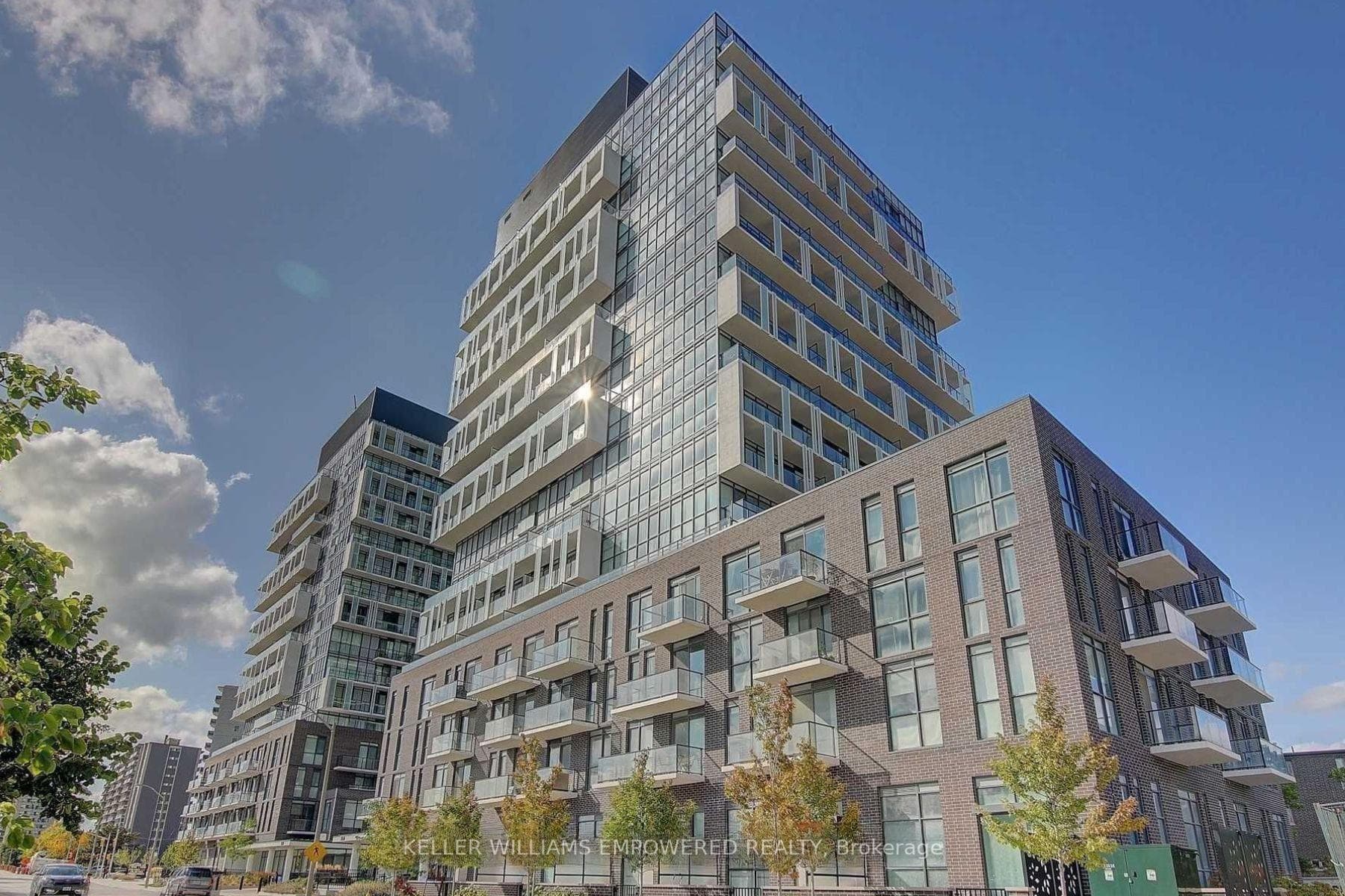 150 Fairview Mall Drive Unit 1601, Hillcrest Village / Bayview Village, ON M2J 0E7 - Photo 1