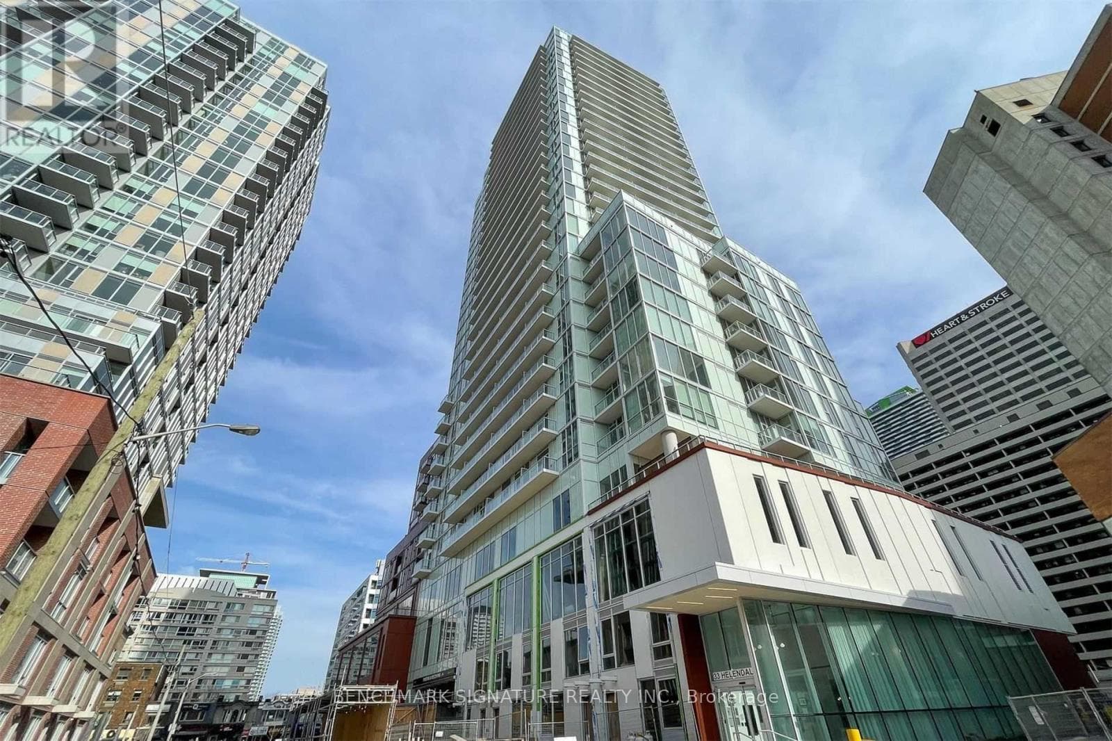 33 Helendale Avenue Unit 1401, Toronto C03