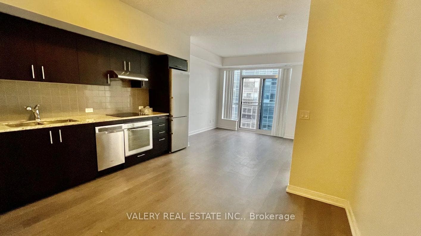 255 Village Green Square Unit 2904, Agincourt / Milliken, ON M1S 0L7 - Photo 1