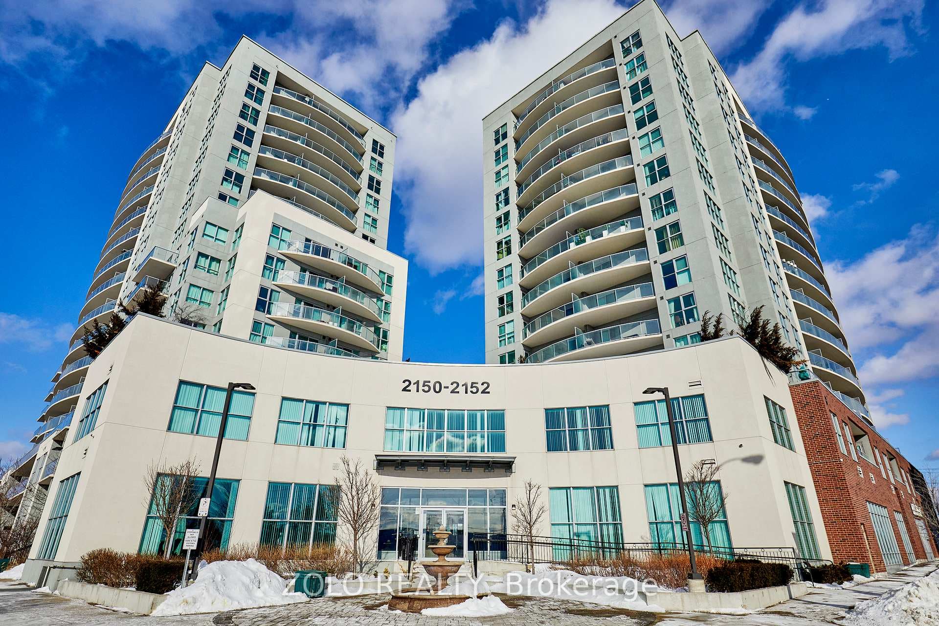 Great Location. Modern/Well Managed Building