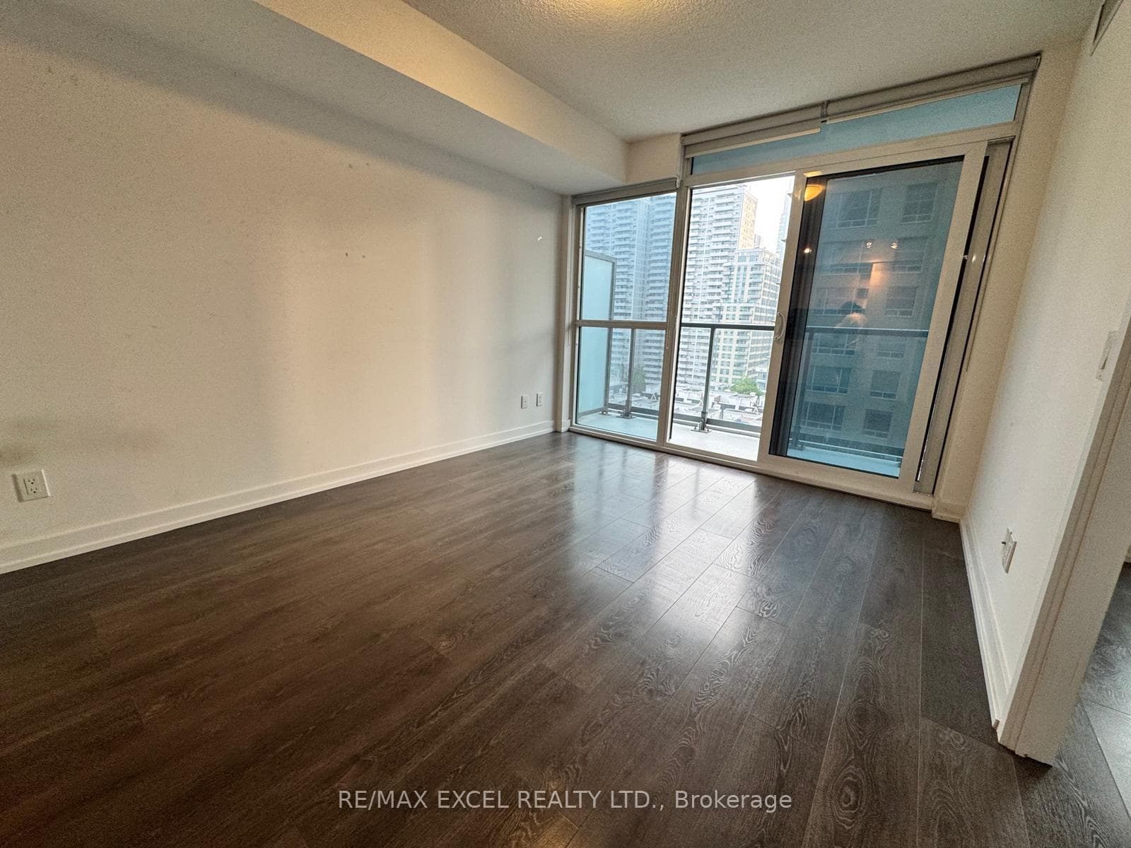 125 Redpath Avenue Unit 1007, Leaside / Davisville, ON M4S 0B5 - Photo 1