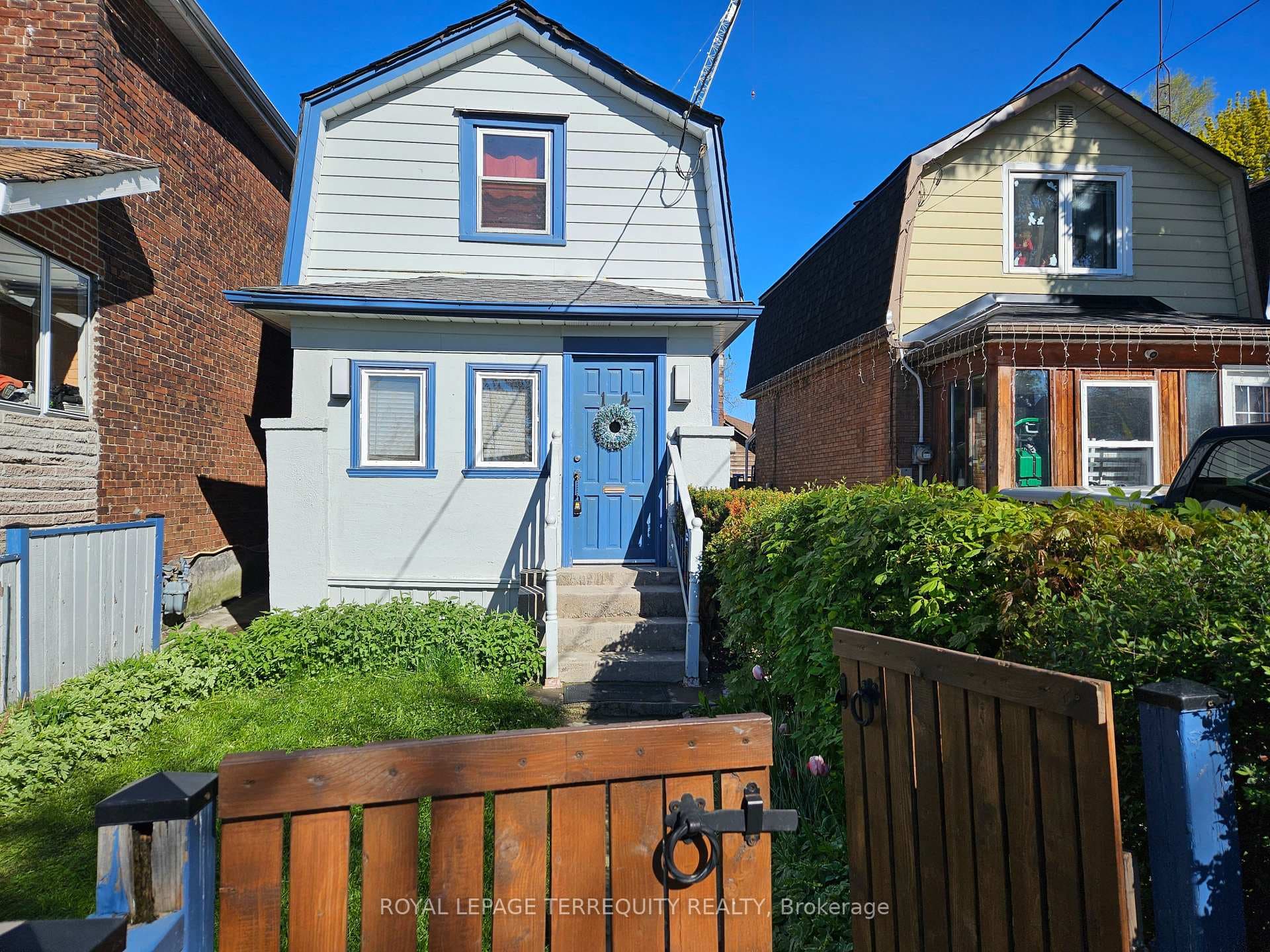 14 Hollis Street, York / Weston, ON M6M 4M9 - Photo 1