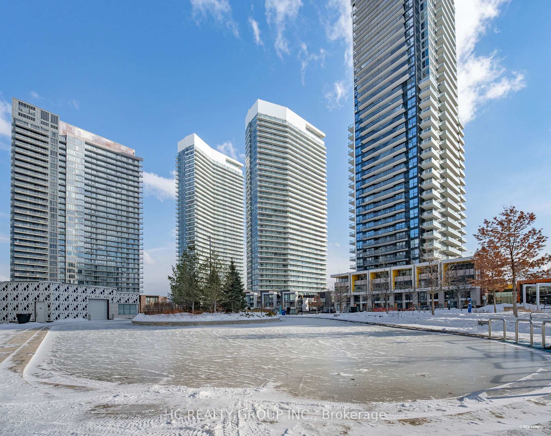 115 Mcmahon Drive Unit 501, Hillcrest Village / Bayview Village, ON M2K 0E3 - Photo 1