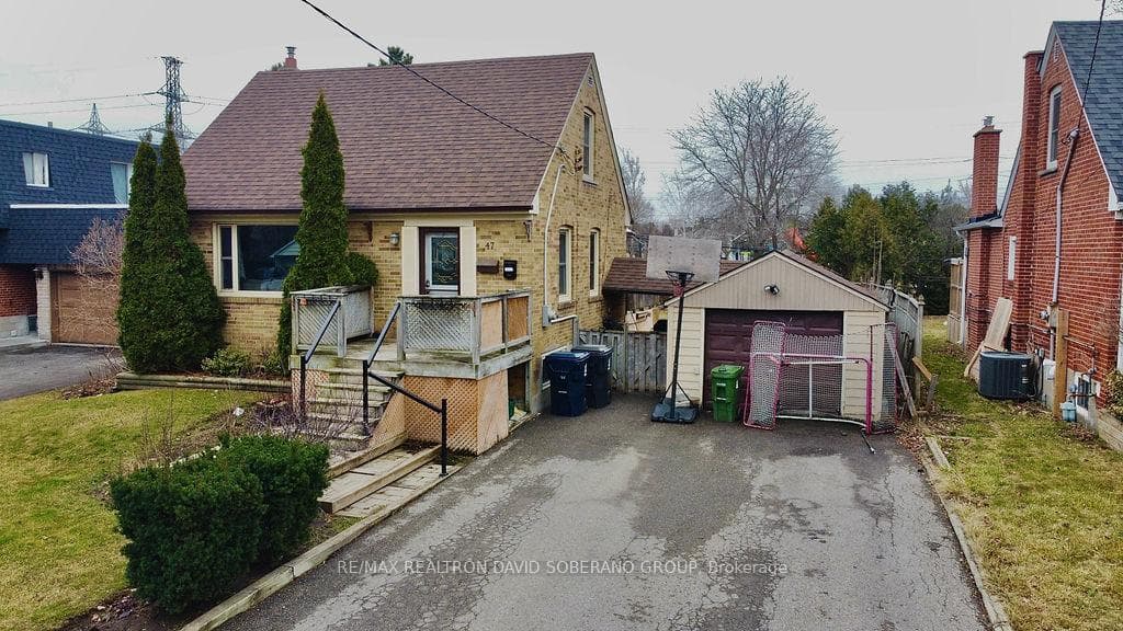 47 Dallas Road, Thornhill / Willowdale, ON M2R 2J3 - Photo 1