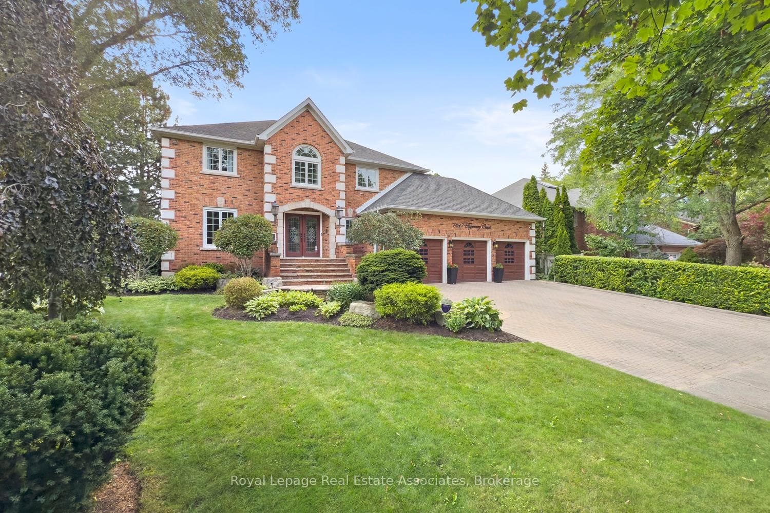 1617 Tipperary Court, Mississauga, ON L5H 3Z5 - Photo 1