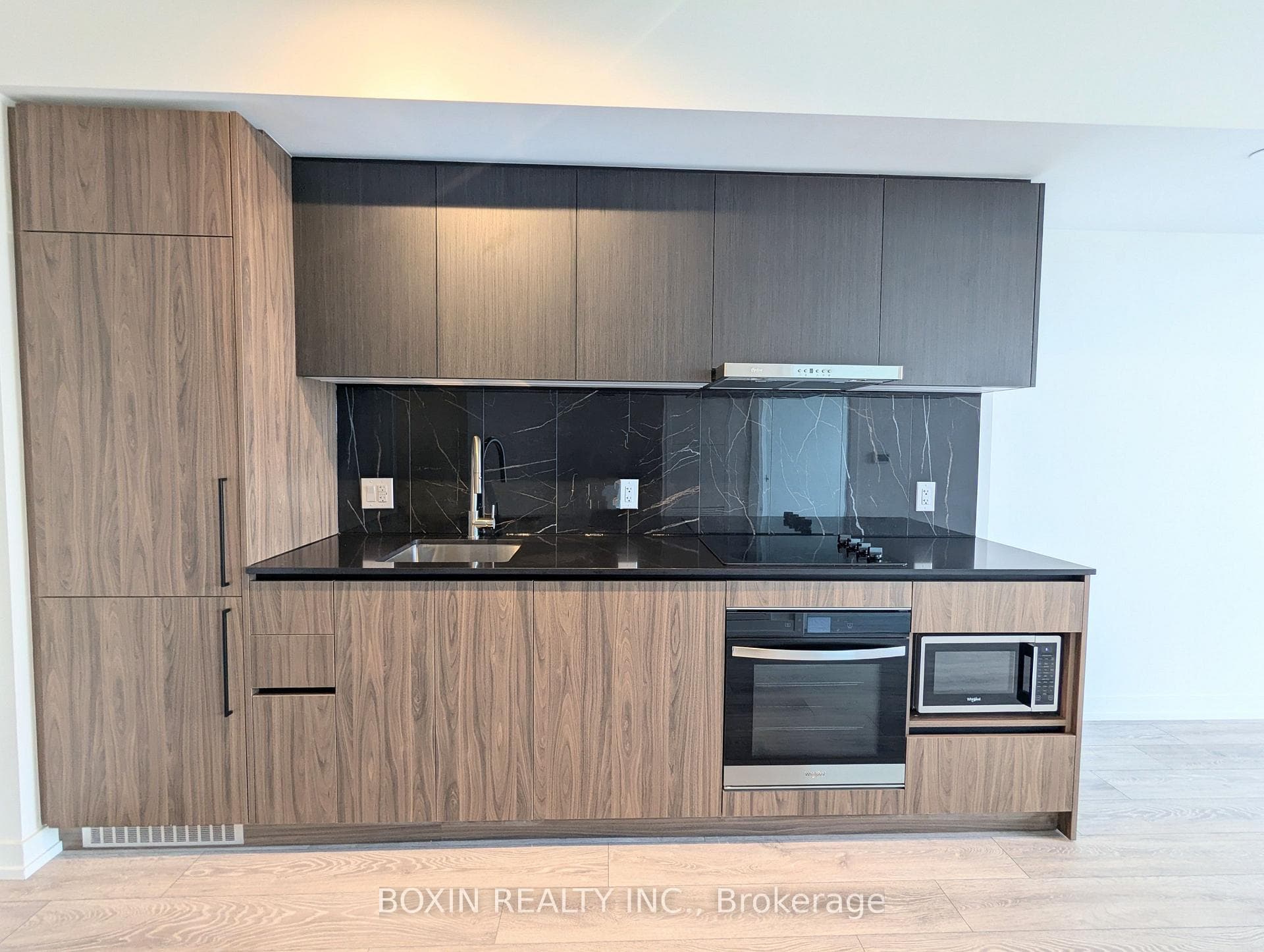1100 Sheppard Avenue Unit 917, Toronto W05