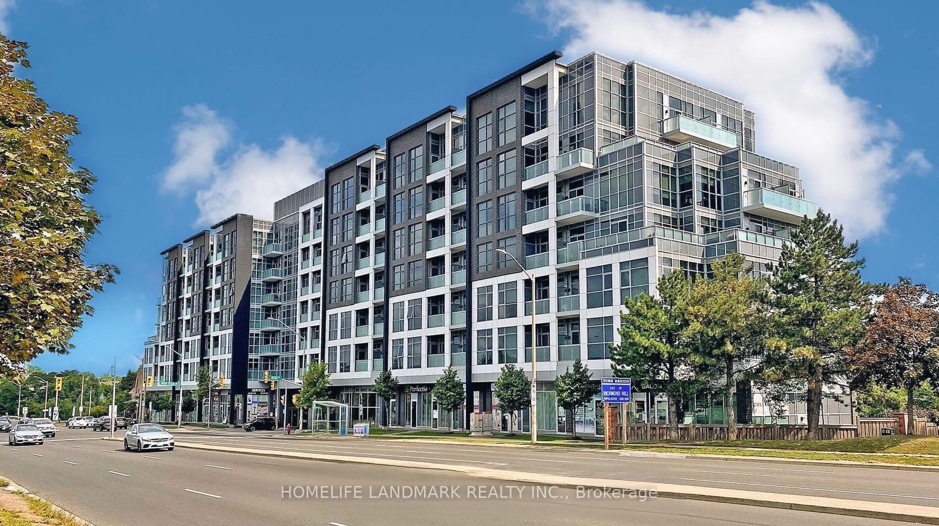8763 Bayview Avenue Unit 701, Richmond Hill, ON L4B 3V1 - Photo 1