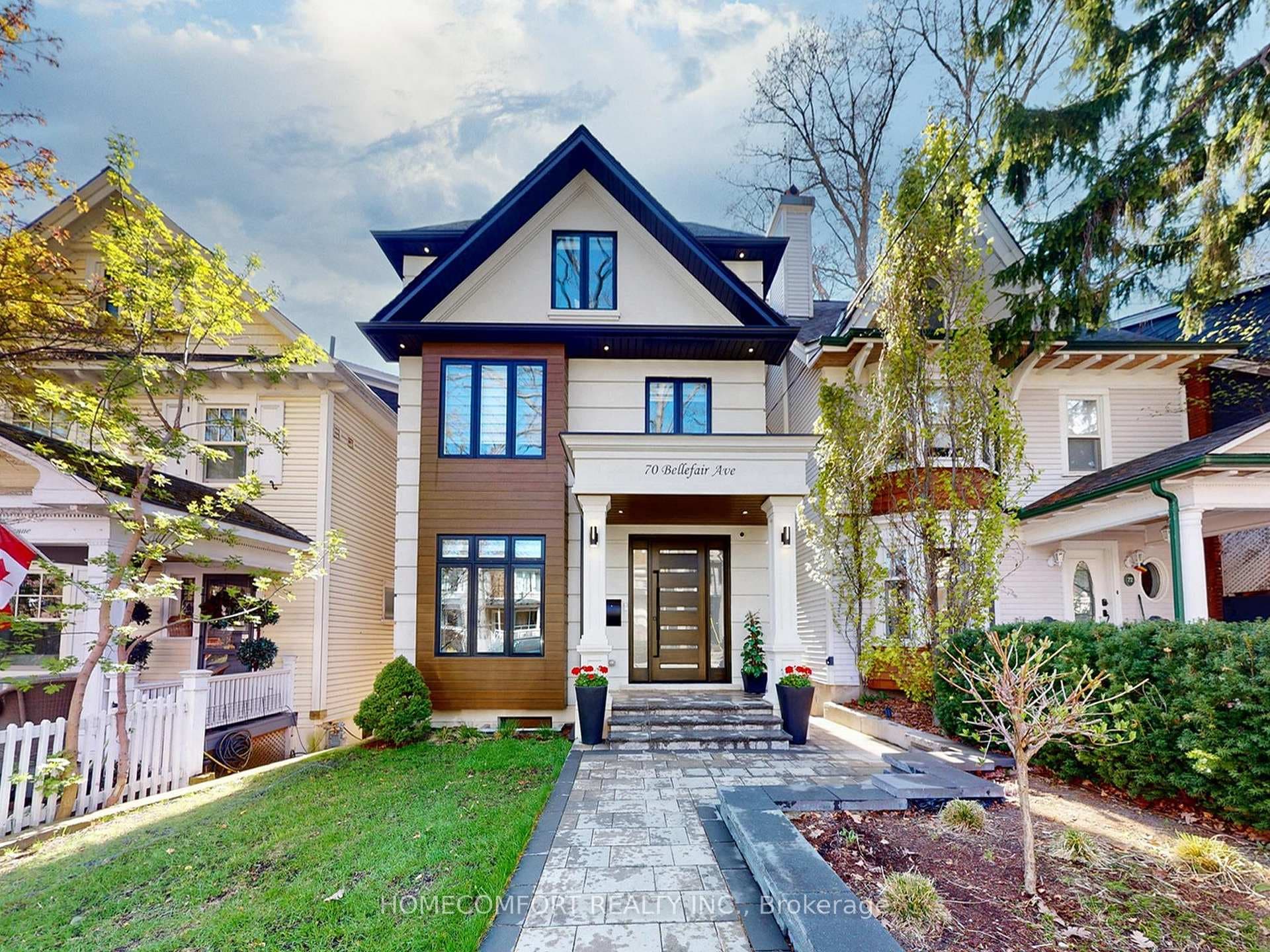 70 Bellefair Avenue, The Beaches / Upper Beaches, ON M4L 3T8 - Photo 1