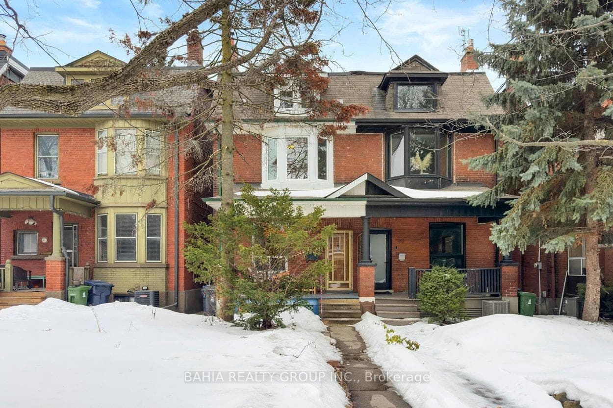 55 Parkway Avenue, High Park / Junction / Roncesvalles, ON M6R 1T6 - Photo 1