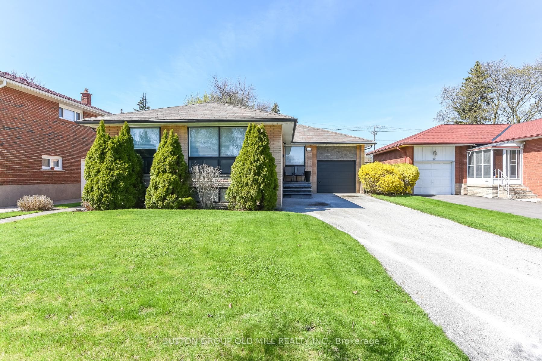 14 Shipley Road, Etobicoke (Kingsview Village / Humber Heights), ON M9R 3H8 - Photo 1