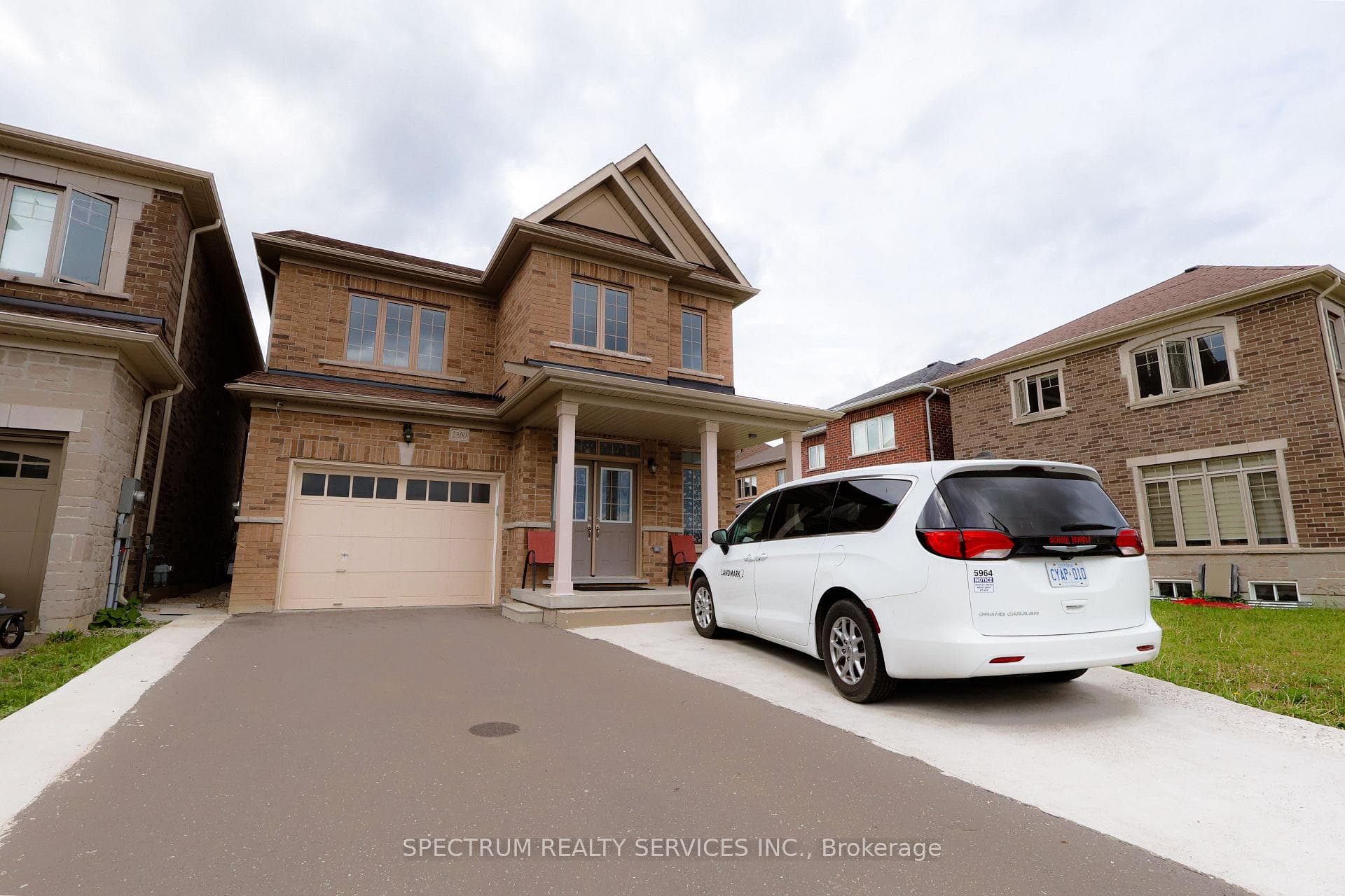 2300 Grainger Loop, Innisfil, ON L9S 0M9 - Photo 1