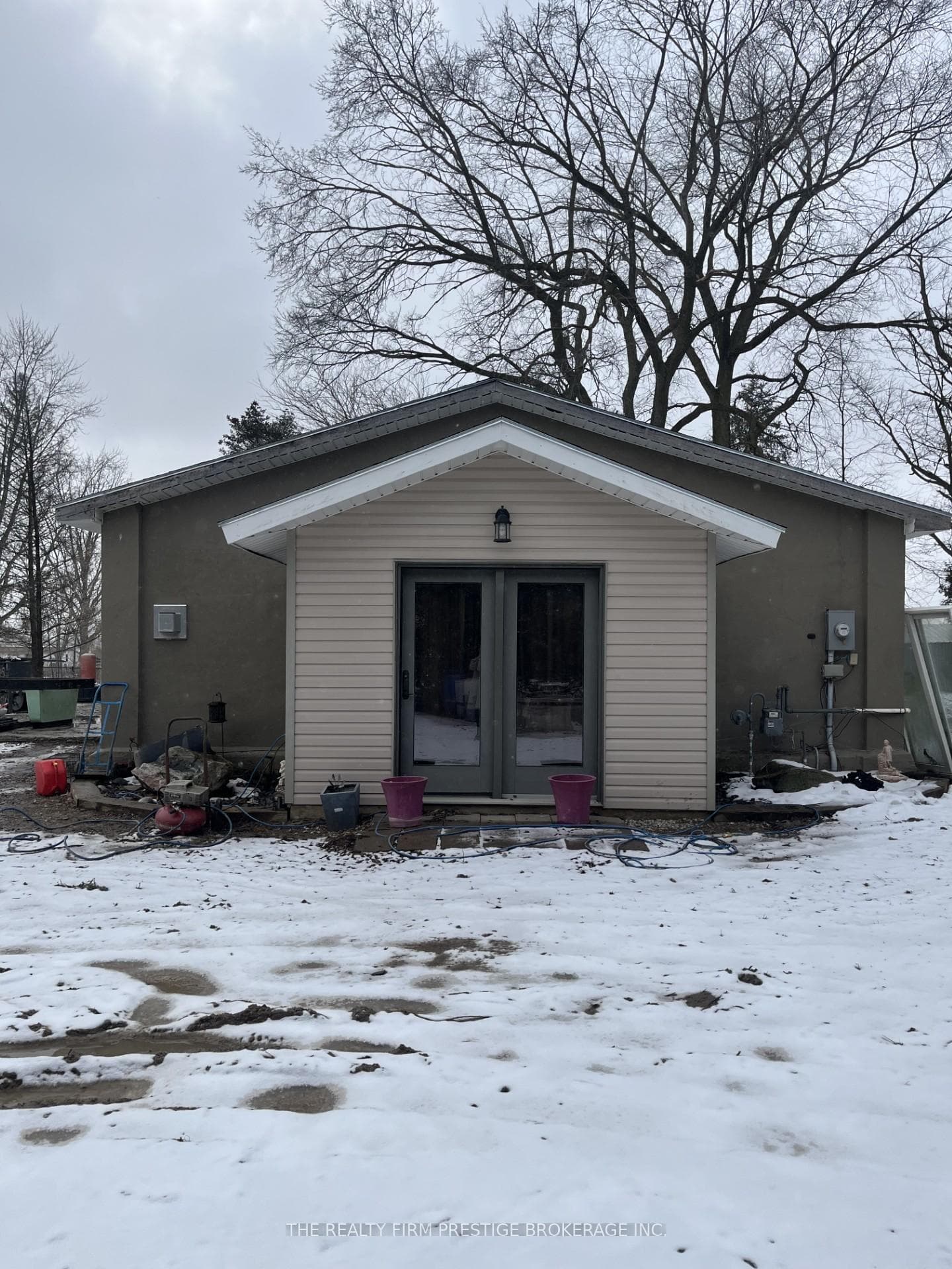 22617 Melbourne Road, Southwest Middlesex, ON N0L 1T0 - Photo 1