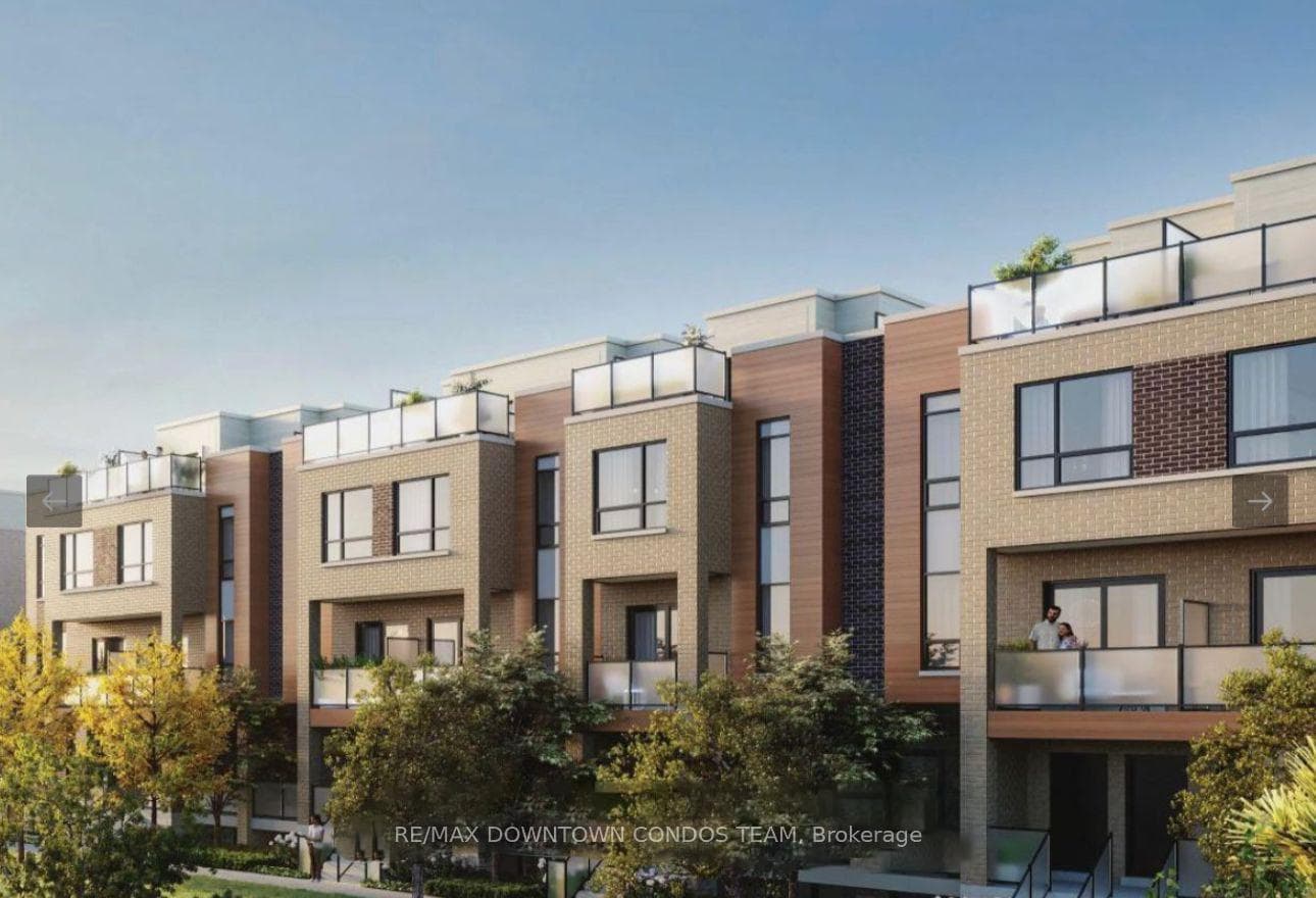 11 Lytham Green Circle Unit 7, Newmarket, ON L3Y 0C7 - Photo 1