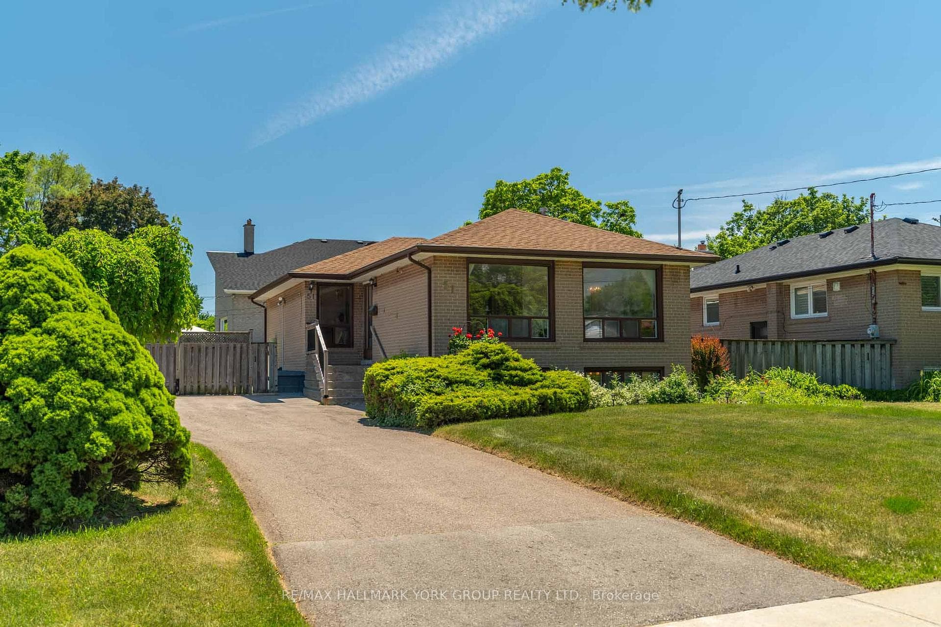 51 Eringate Drive, Etobicoke (Islington / Rexdale), ON M9C 3Z2 - Photo 1