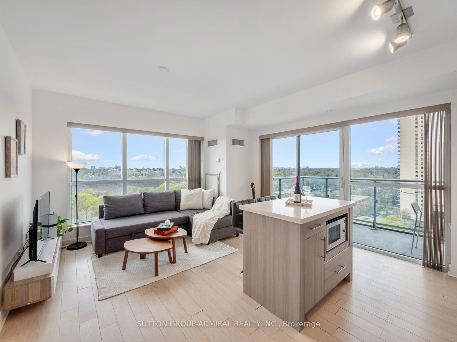 58 Orchard View Boulevard Unit 1202, Toronto C03