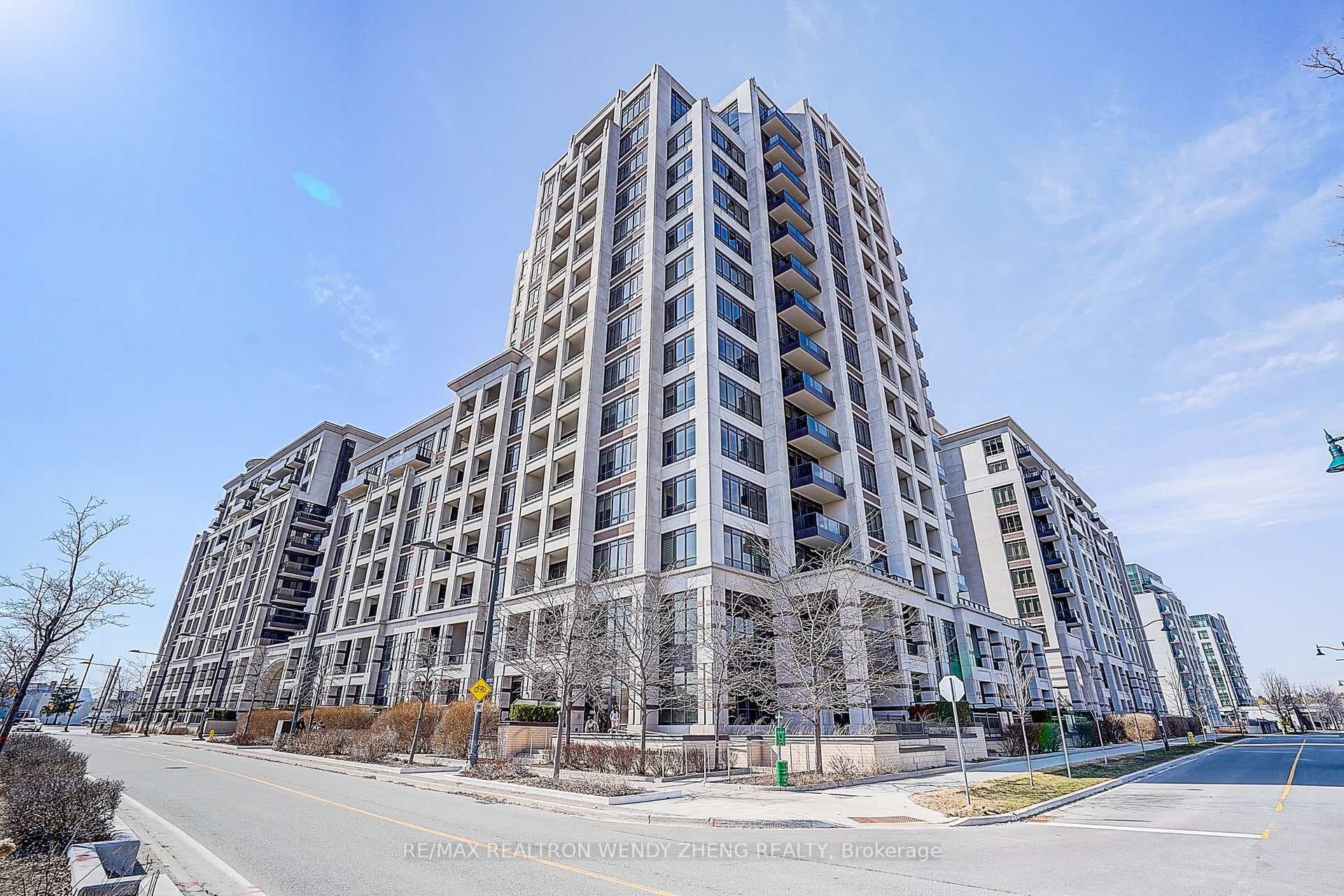 38 Cedarland Drive Unit 808, Markham, ON L6G 0G7 - Photo 1