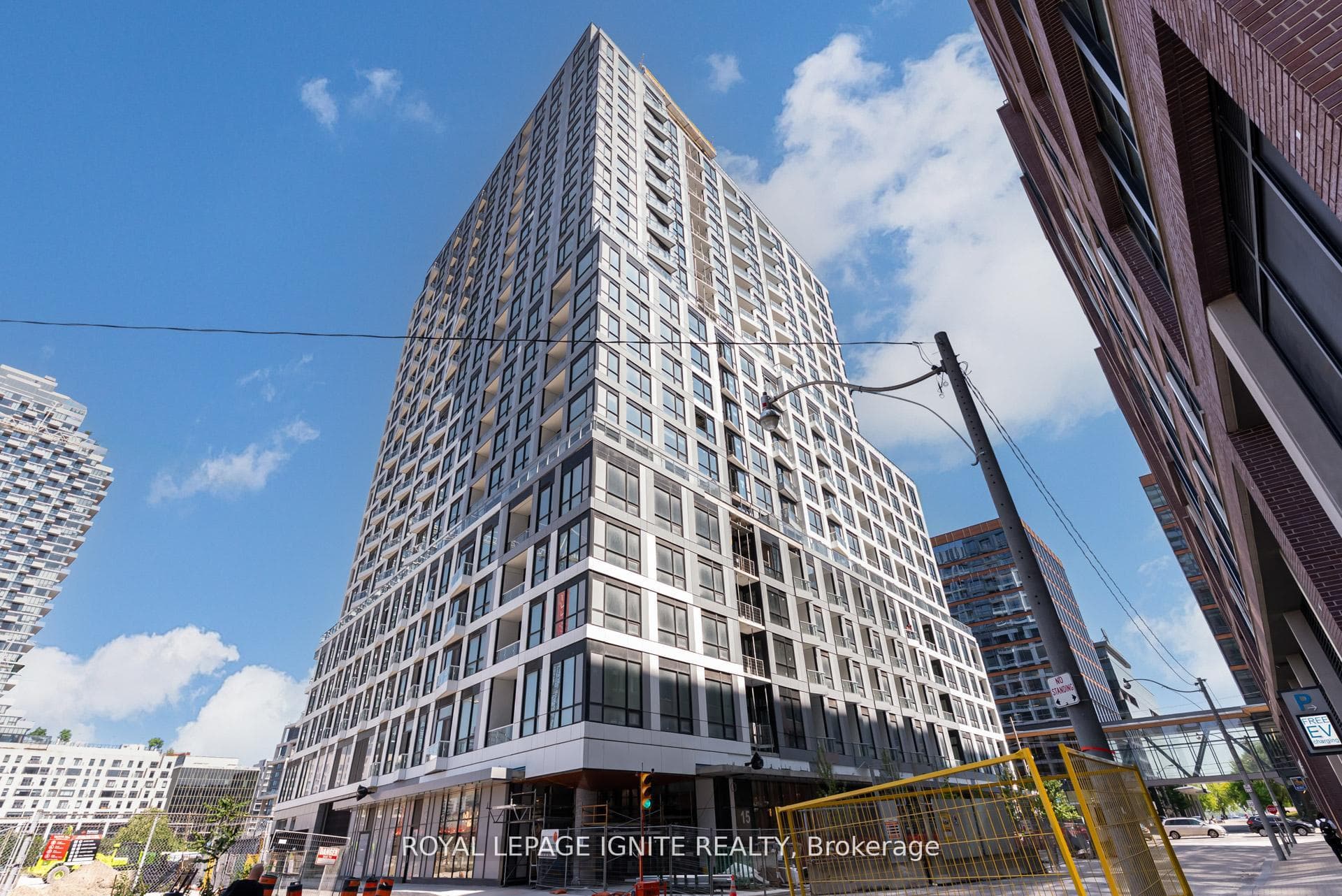 15 Richardson Street Unit 410, Regent Park / Cabbagetown / St. James Town, ON M5A 0Y5 - Photo 1