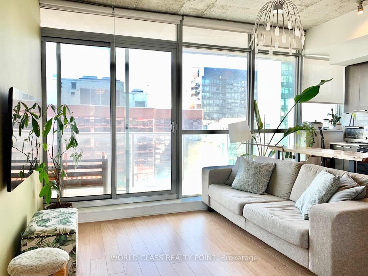 375 King Street Unit 1501, Toronto C01