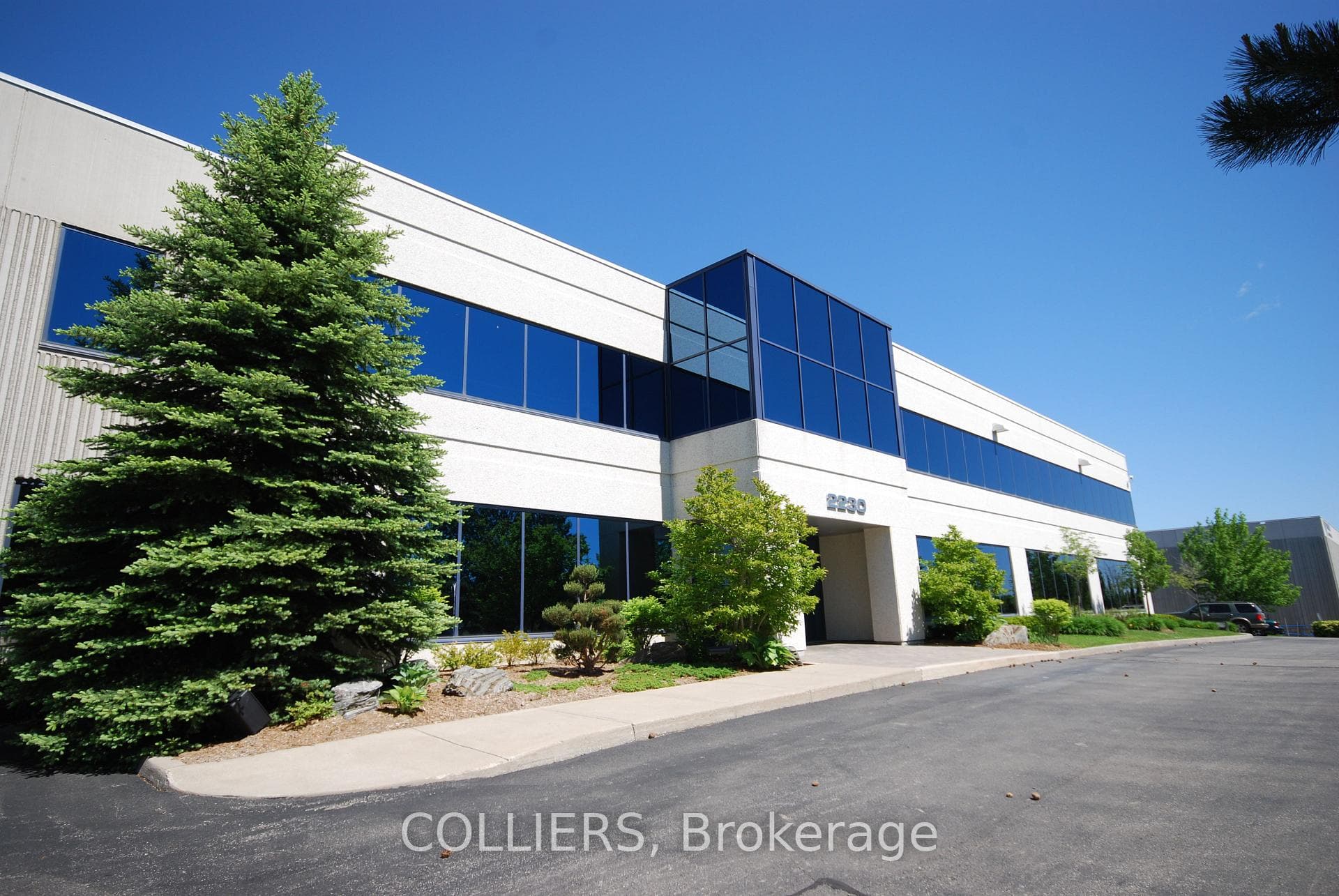2230 Meadowpine Boulevard, Mississauga, ON L5N 6H6 - Photo 1