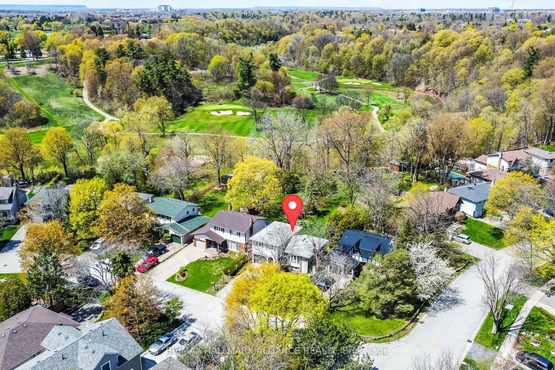 217 Overton Place, Oakville