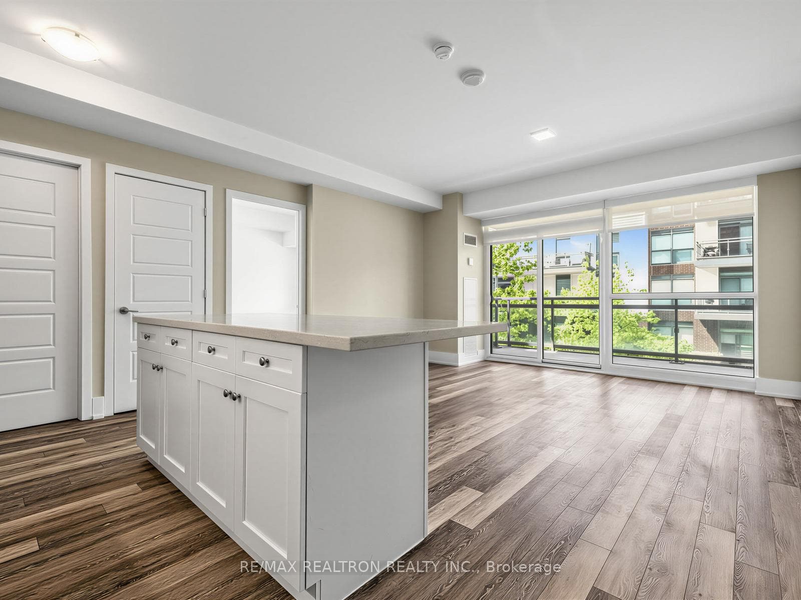 271 Sea Ray Avenue Unit B209, Innisfil, ON L9S 0J4 - Photo 1